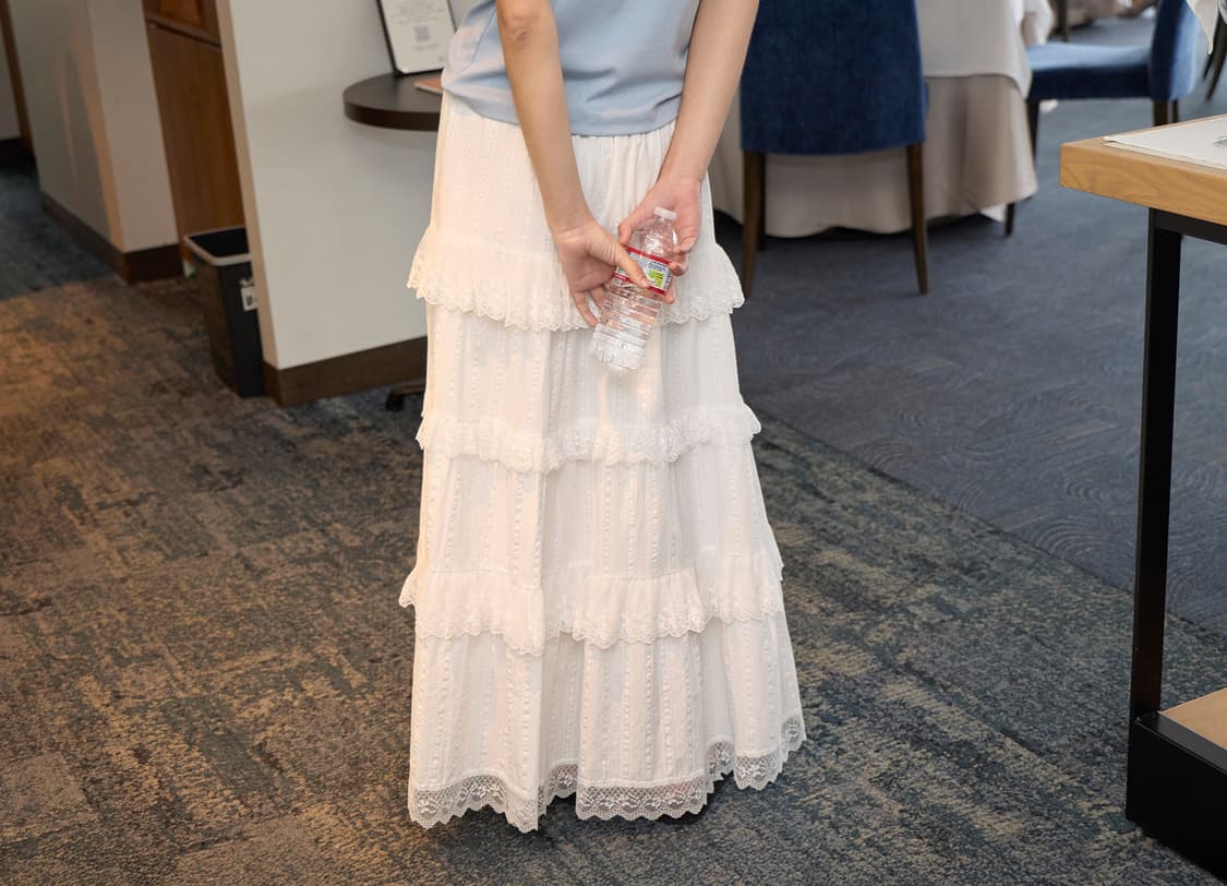 Eyelet Tiered Maxi Skirt 상품이미지8