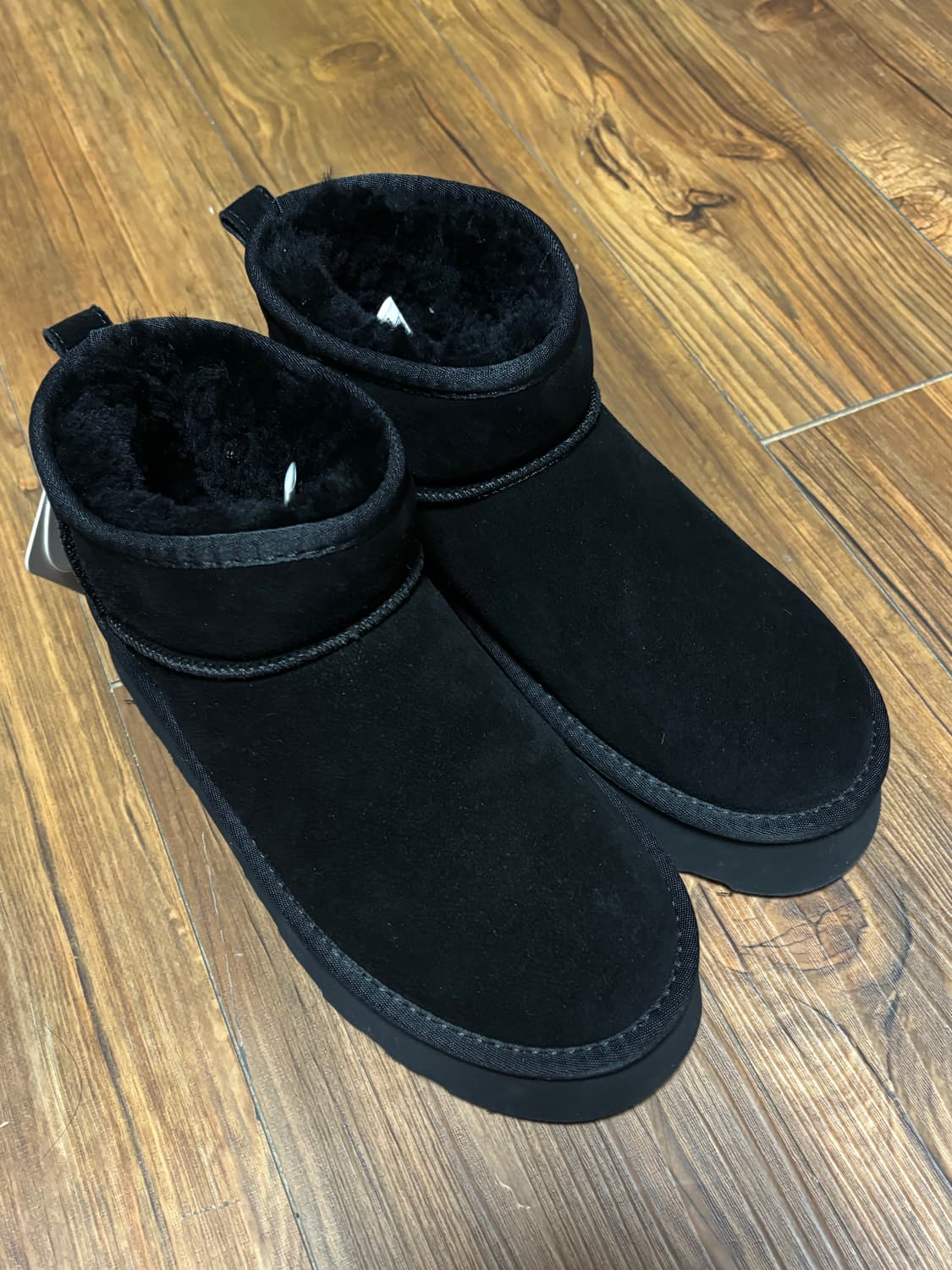 호주정품 어그플랫폼 블랙 울트라미니 어그부츠 250 새상품 상품이미지1