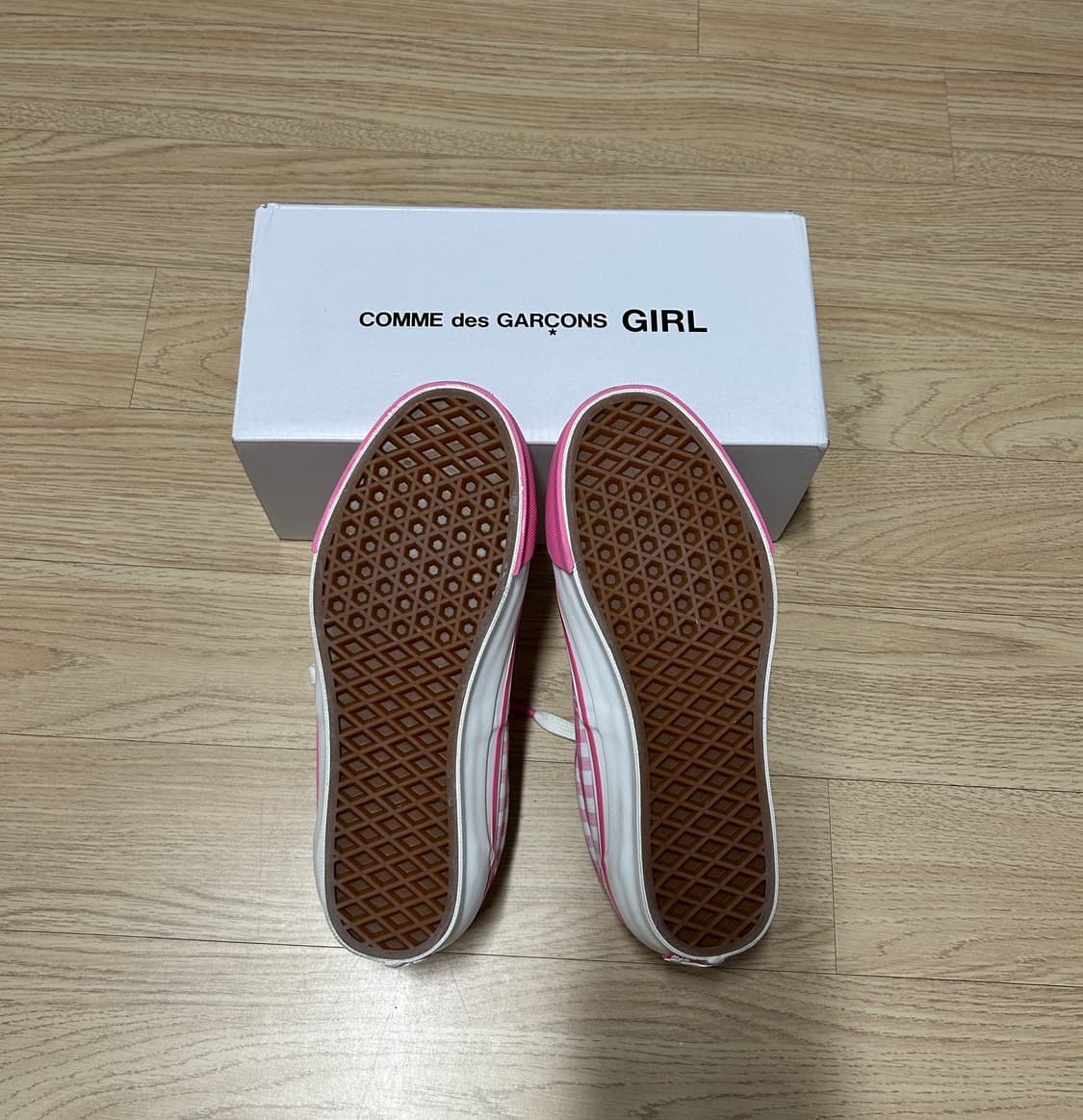 꼼데가르송걸x반스 새상품 상품이미지2