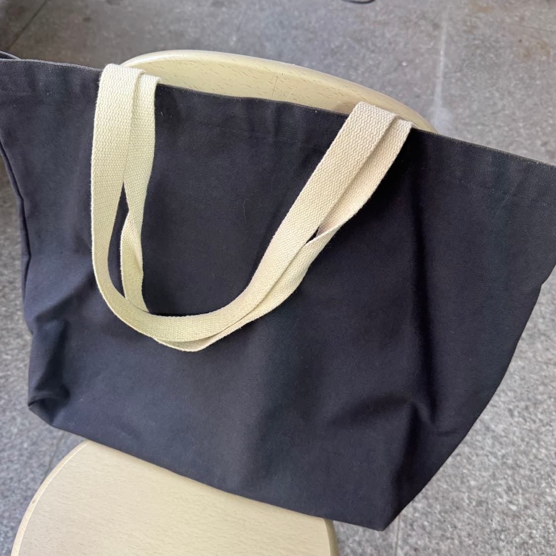 오베이 로고 캔버스 토트백 상품이미지4