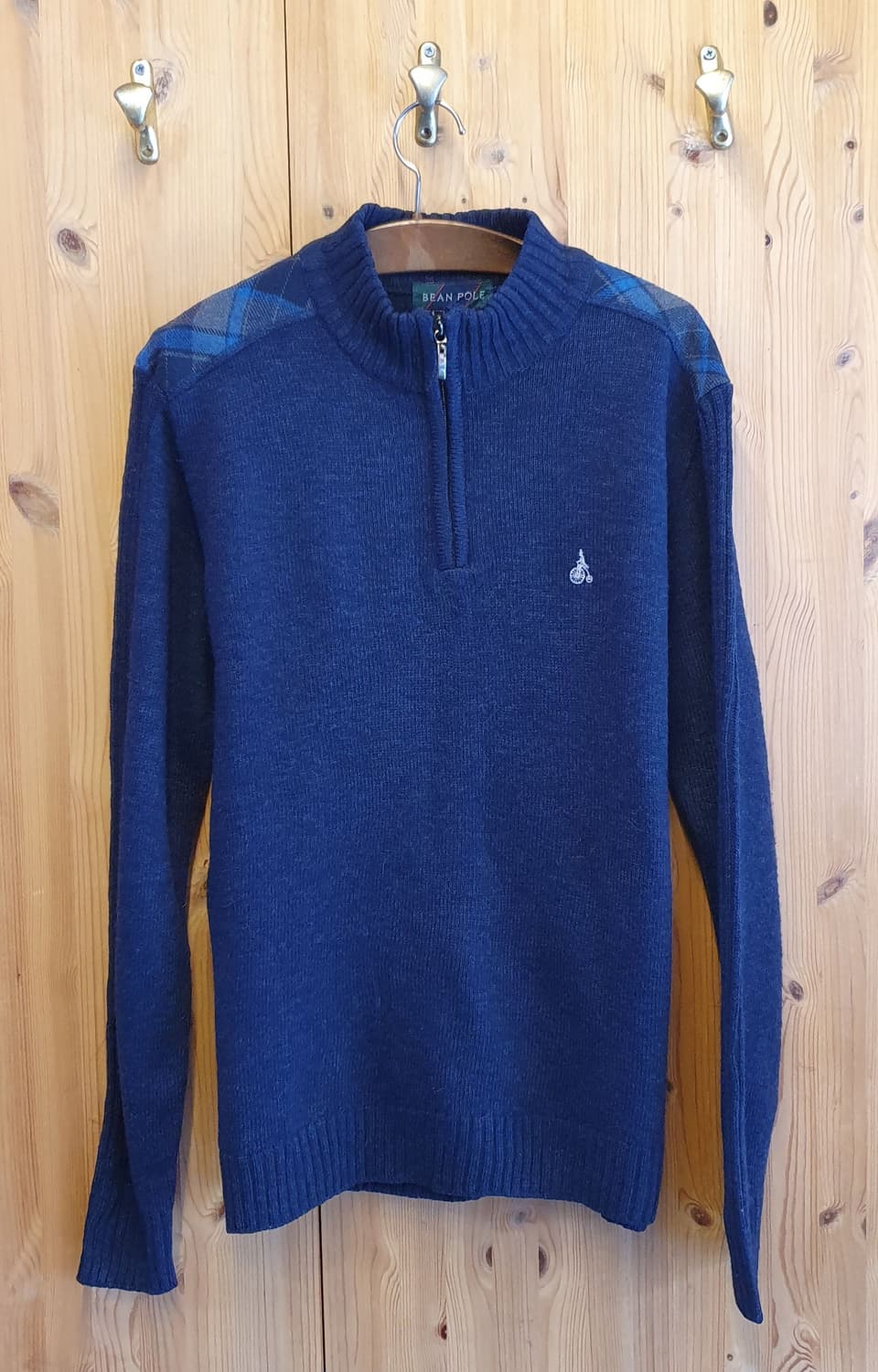 100.빈폴 반집업 니트 상품이미지1