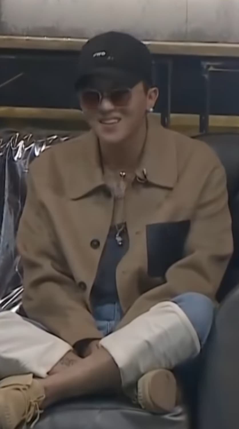 [400만원대]로에베 캐시미어 레더 아나그램 셔츠형 자켓 팔아요 상품이미지2