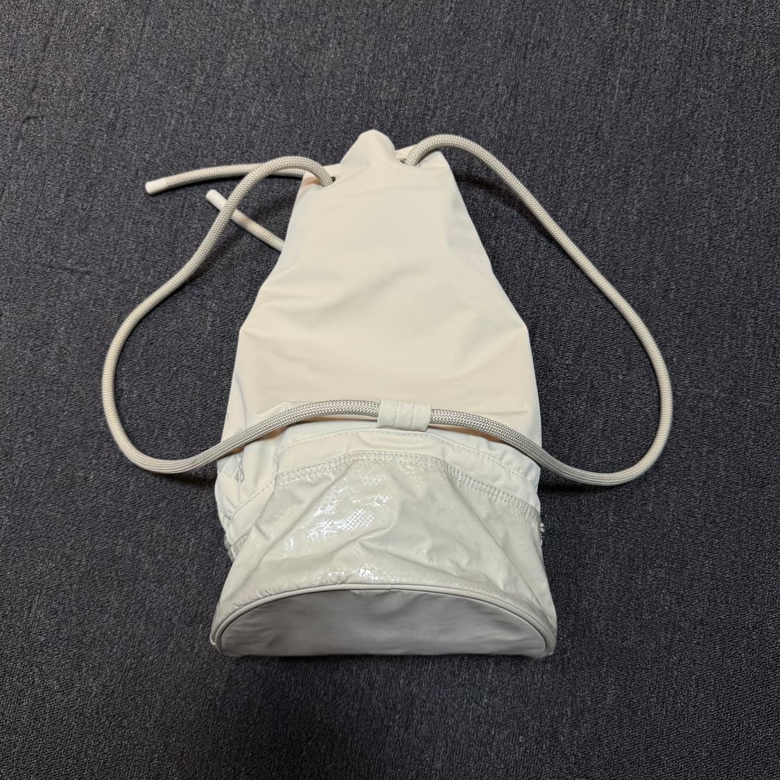 아디다스 x 스텔라 매카트니 원통 백팩  상품이미지5