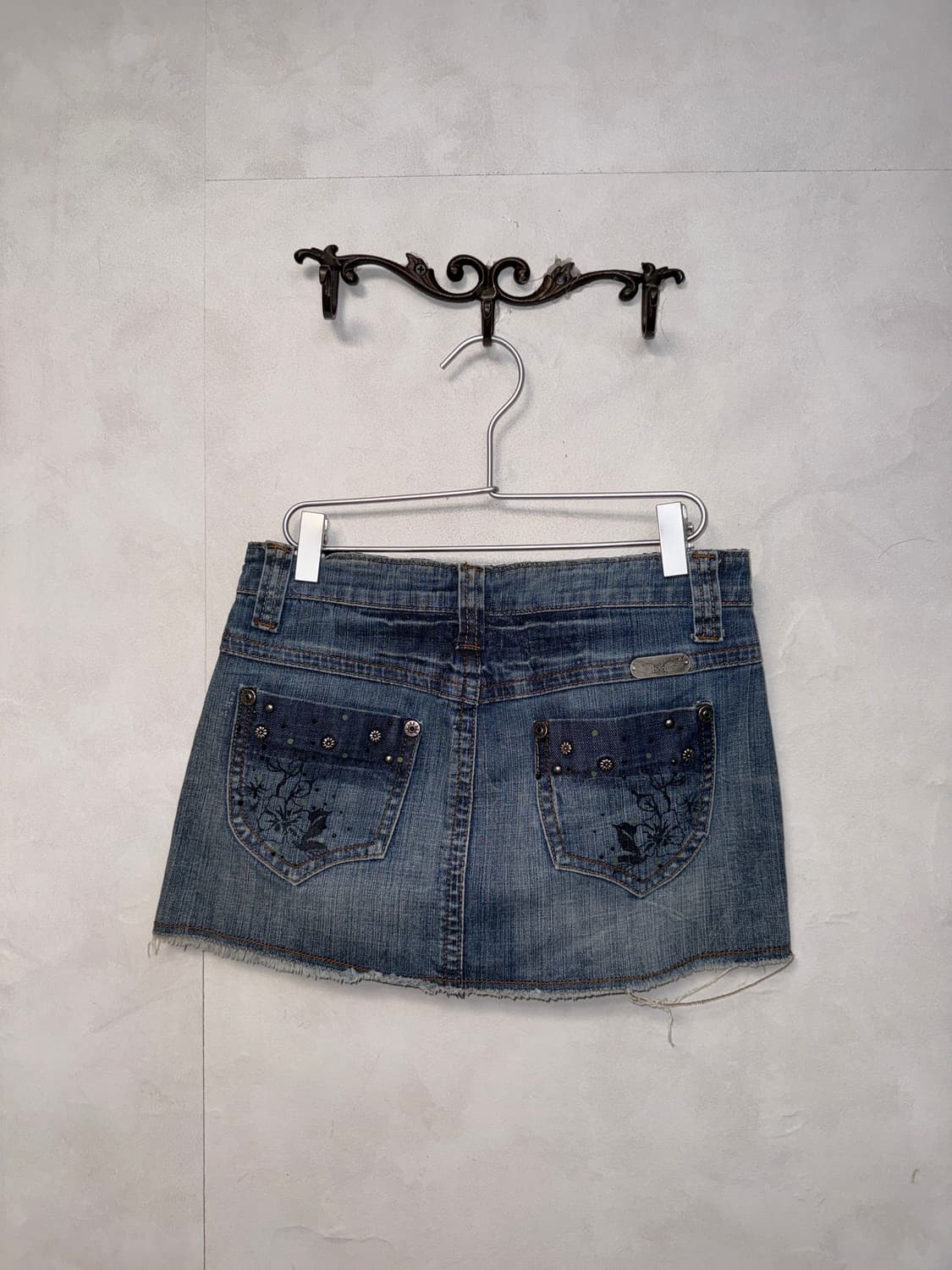 Washing denim oriental flower mini skirt 상품이미지3