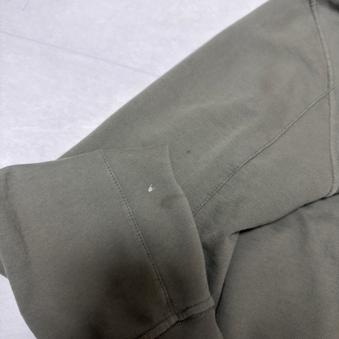 [ S ] CP컴퍼니 스웻 봄버 자켓 올리브 카키 상품이미지5