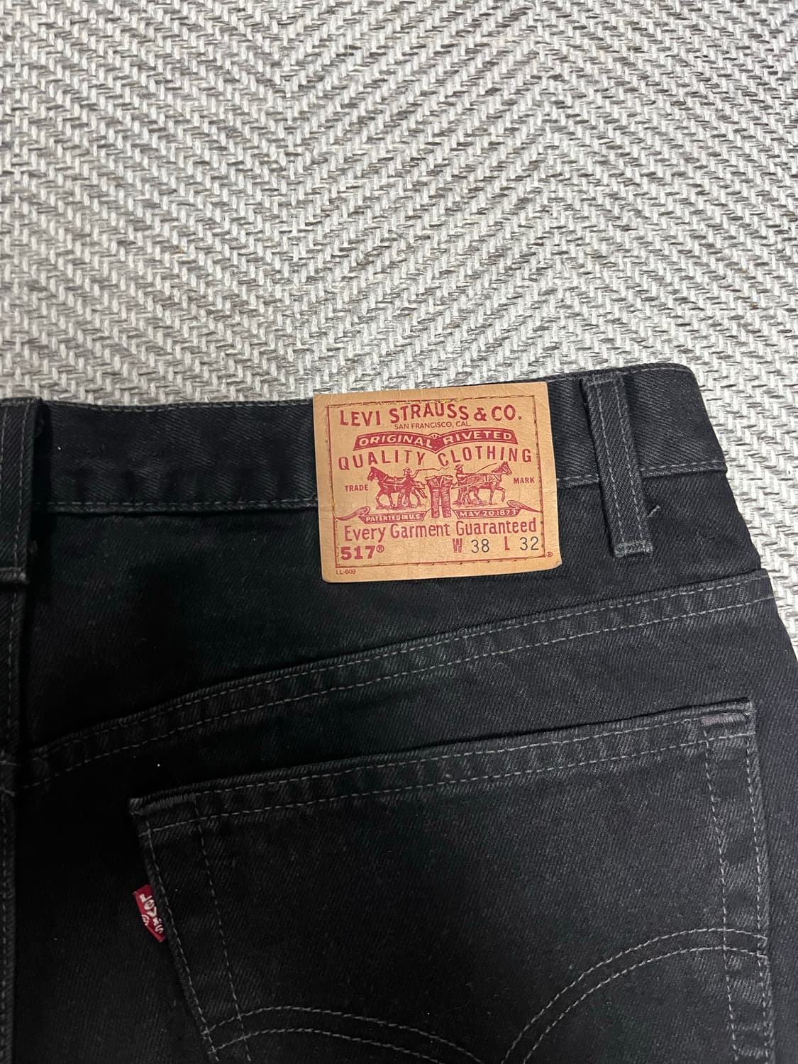 90s 리바이스 블랙 38x32 상품이미지5