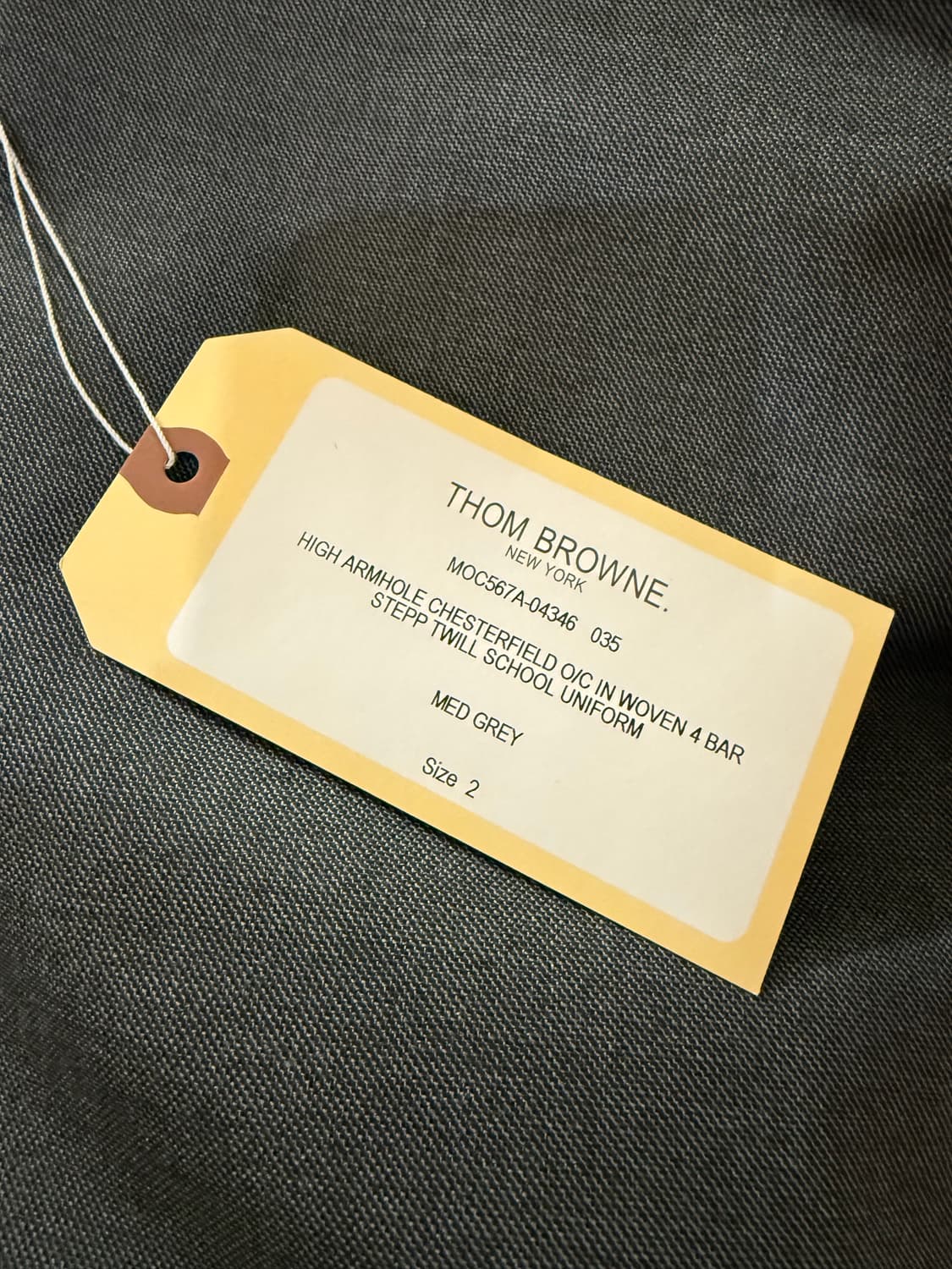 톰브라운 하이 암홀 체스터필드 코트 미디엄 그레이 상품이미지10