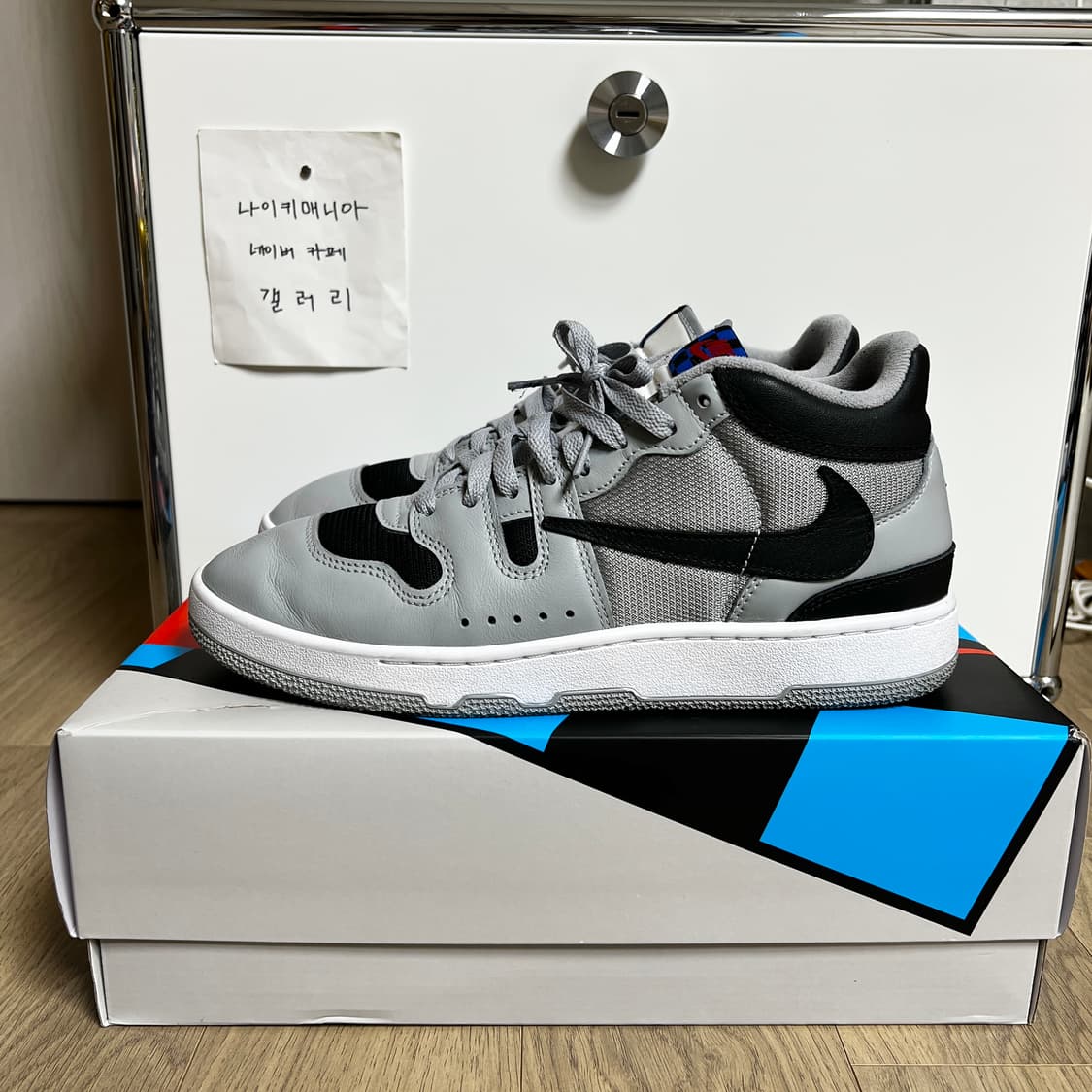 [275] 나이키 × 트래비스 스캇 맥 어택 SP 라이트 스모크 그레이 상품이미지5