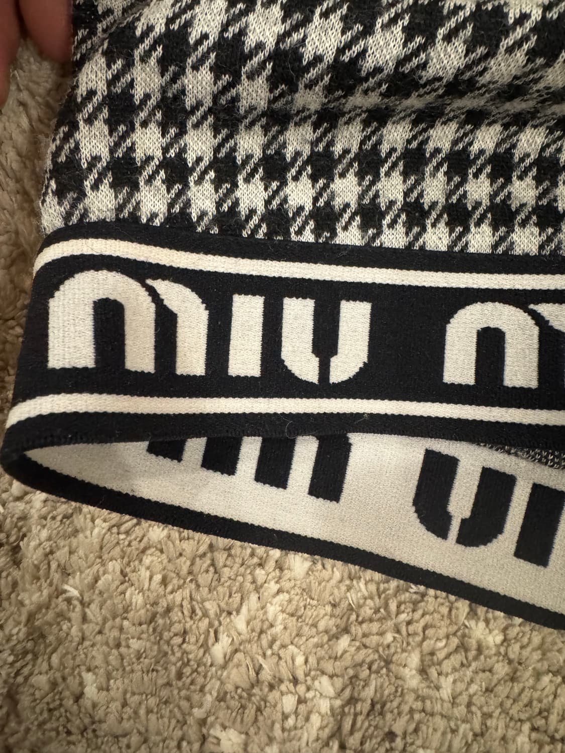 정품 미우미우 크롭티 상품이미지2