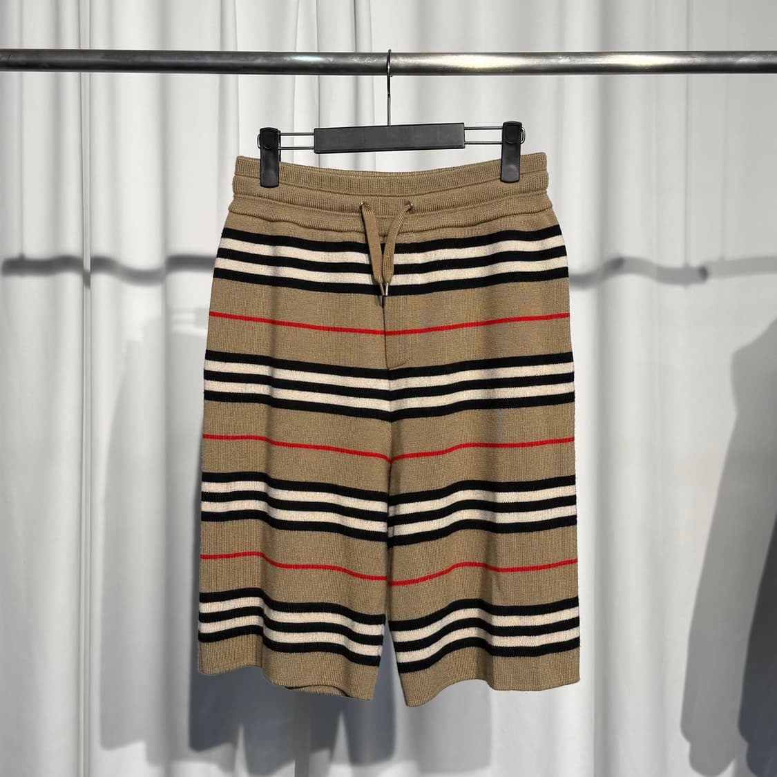 (100) 버버리 빈티지 체크 아카이브 메리노 울 니트 반바지 상품이미지1