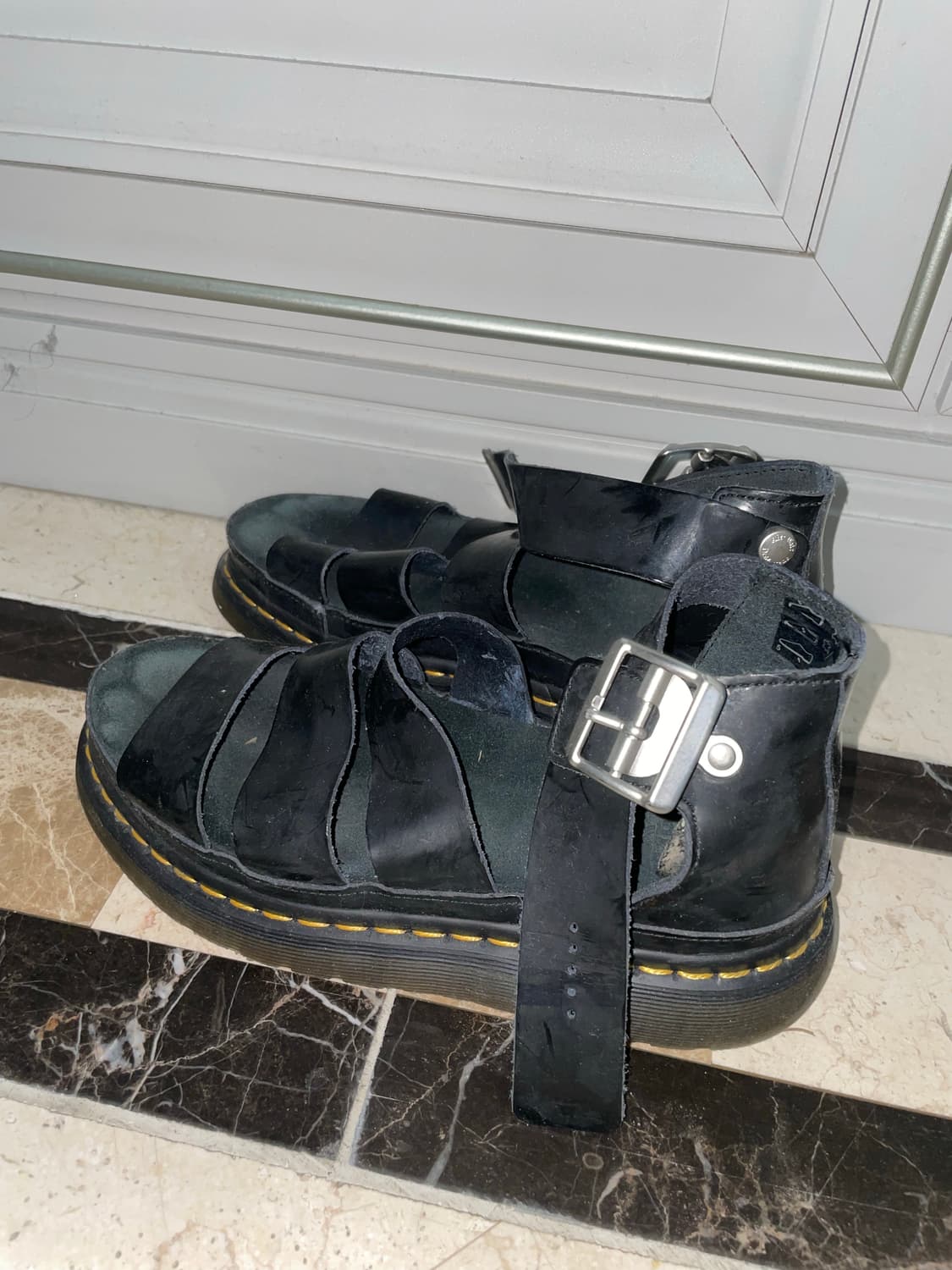 닥터마틴 240 상품이미지3