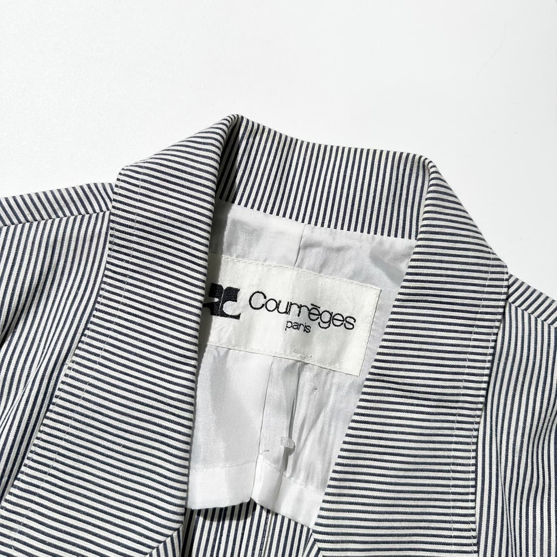 꾸레쥬 로고 포켓 스트라이프 싱글 블레이저 자켓 상품이미지4