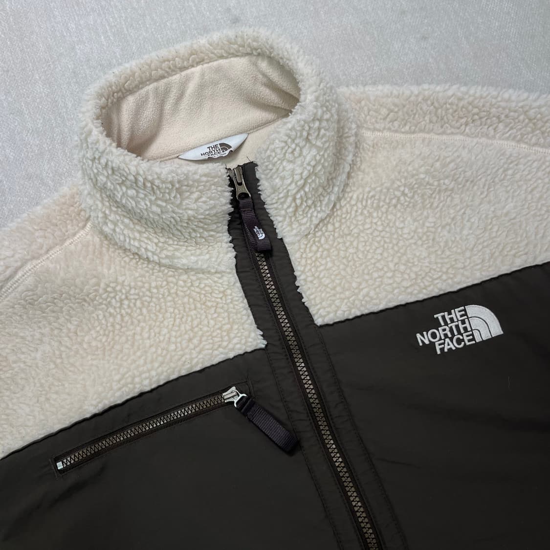 100 노스페이스 신형 브라운 양털 플리스 자켓 상품이미지2