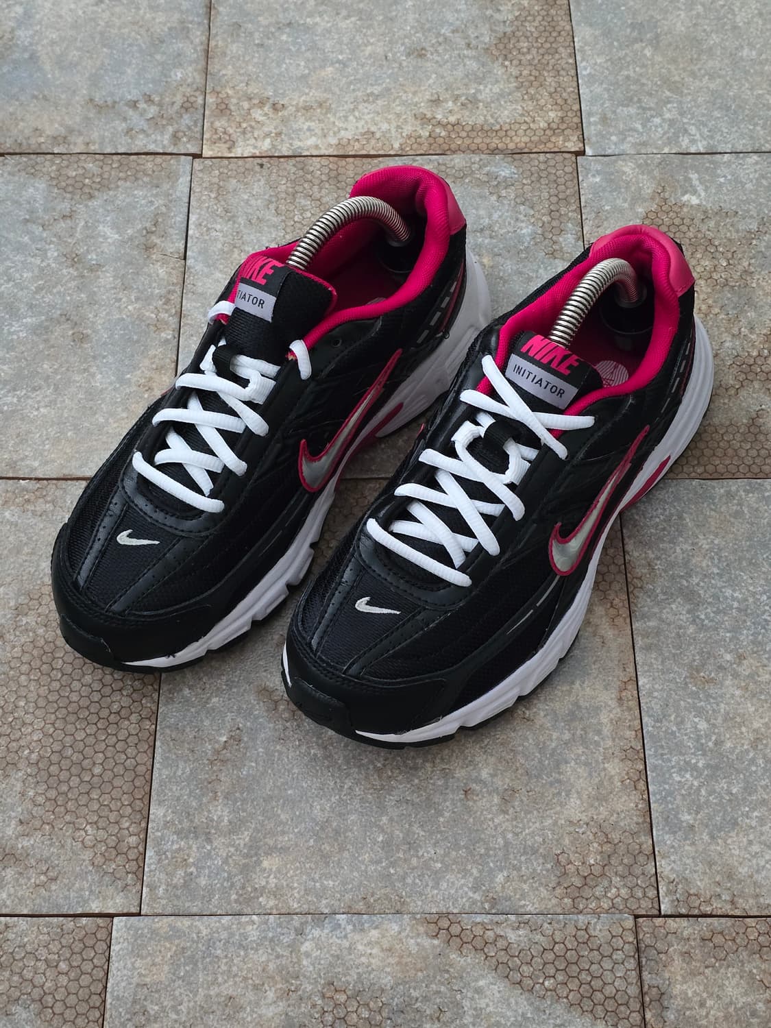 (240)나이키 이니시에이터 미디엄 핑크 상품이미지1