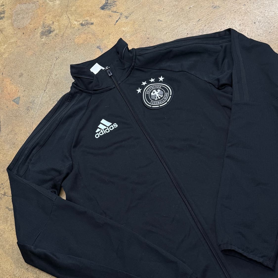 [정품/95] 아디다스 독일 축구 국가대표팀 트랙탑 블랙 b15 상품이미지1