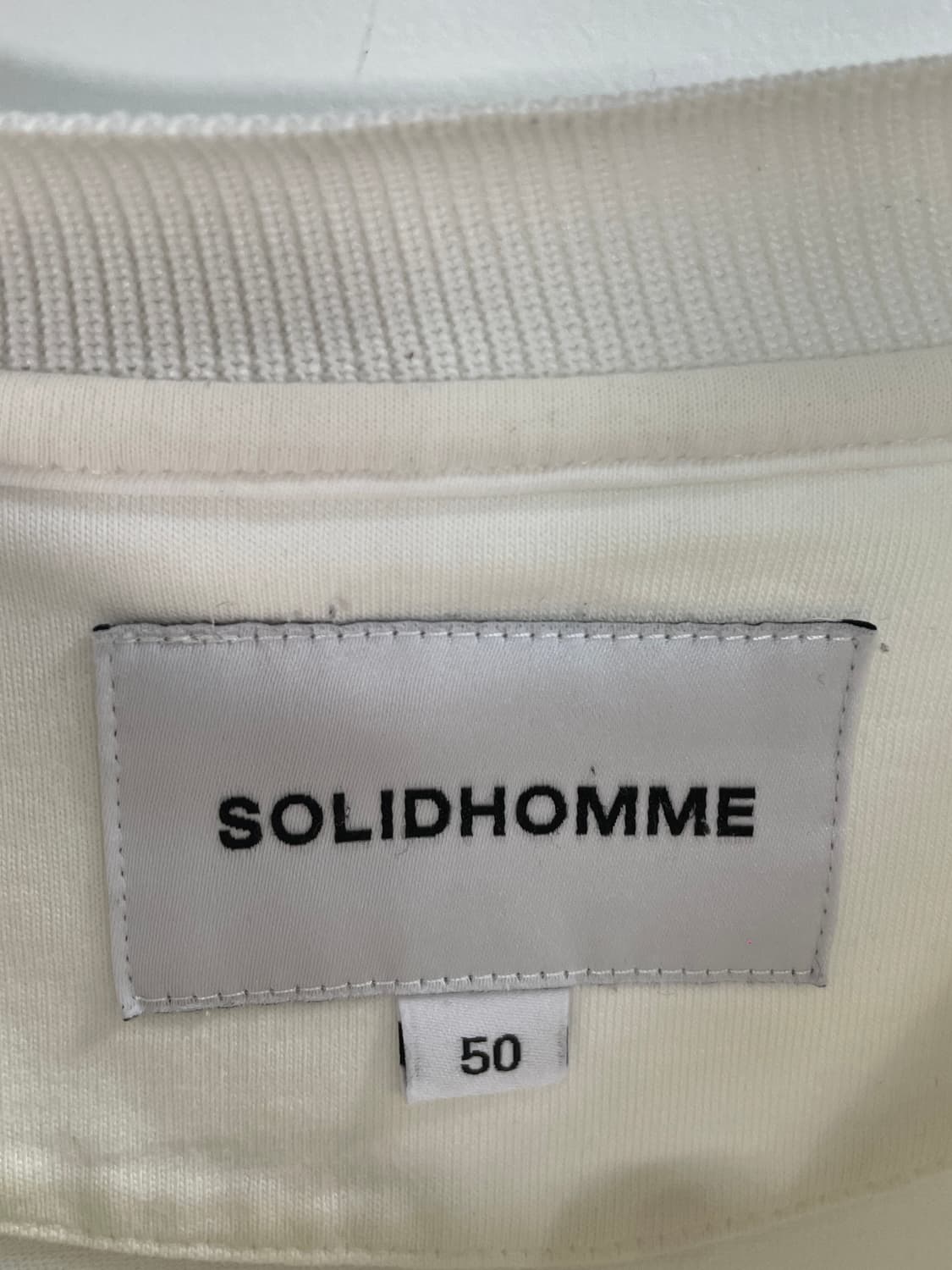 솔리드옴므 포켓 화이트 라운드 반팔티 (on.885) 상품이미지6