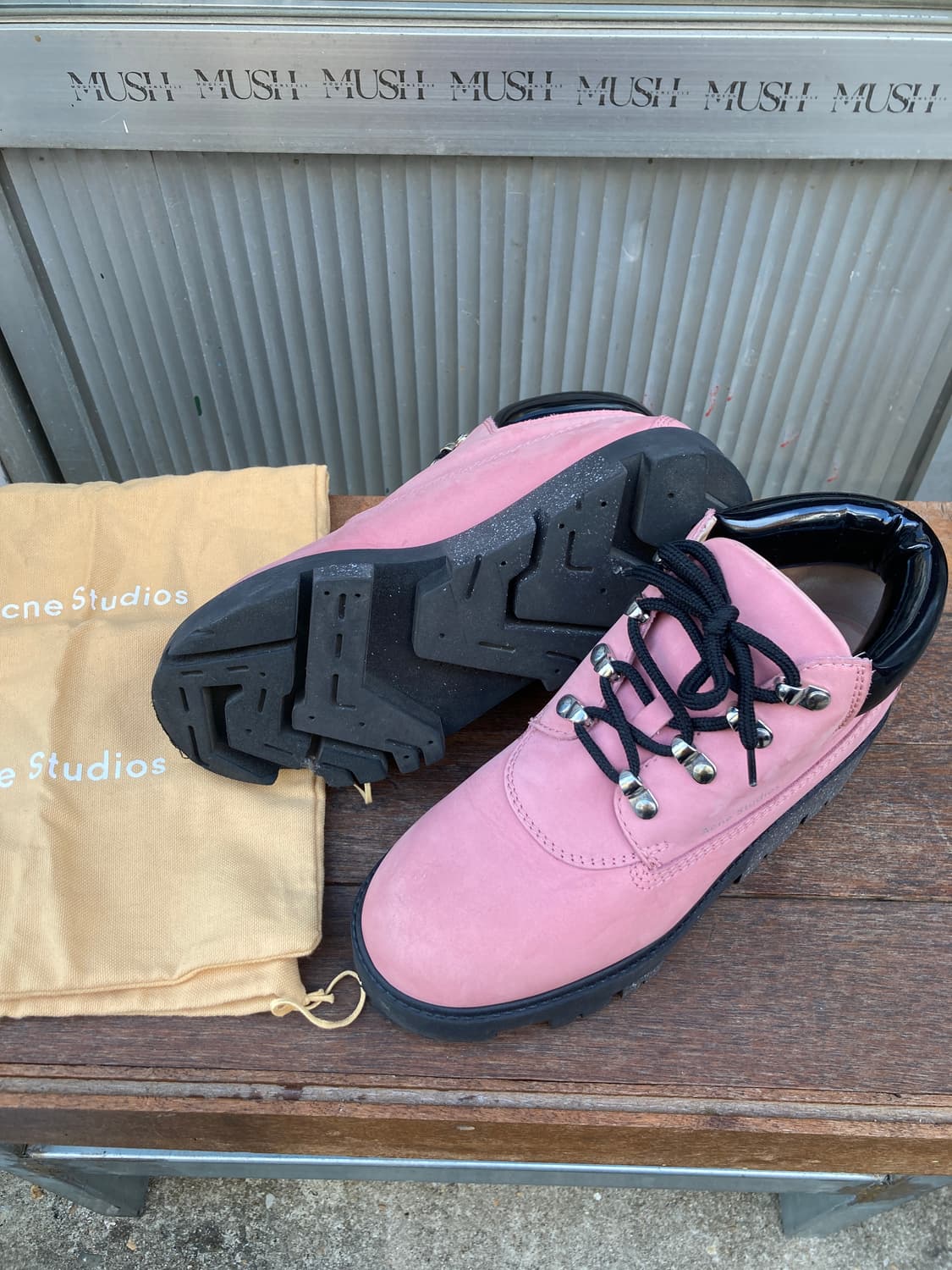 아크네스튜디오 핑크 루피 워커 상품이미지2