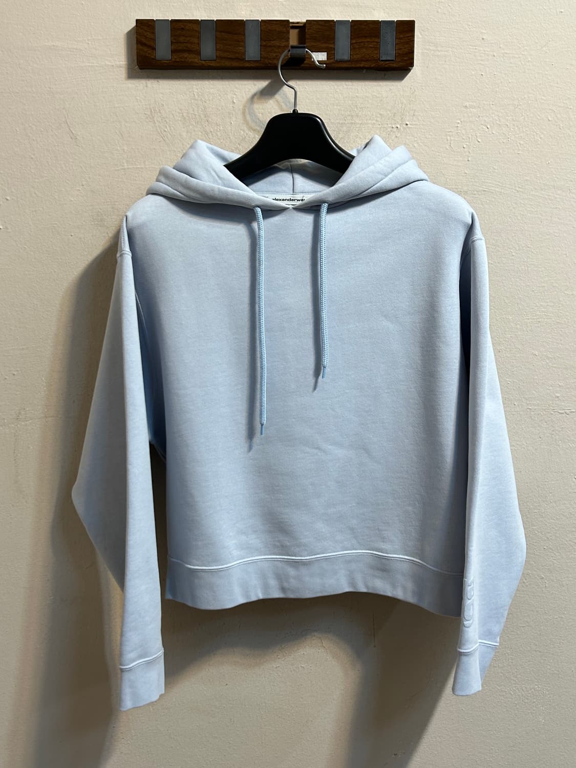 알렉산더왕 T 로고 크롭 후드티 상품이미지1