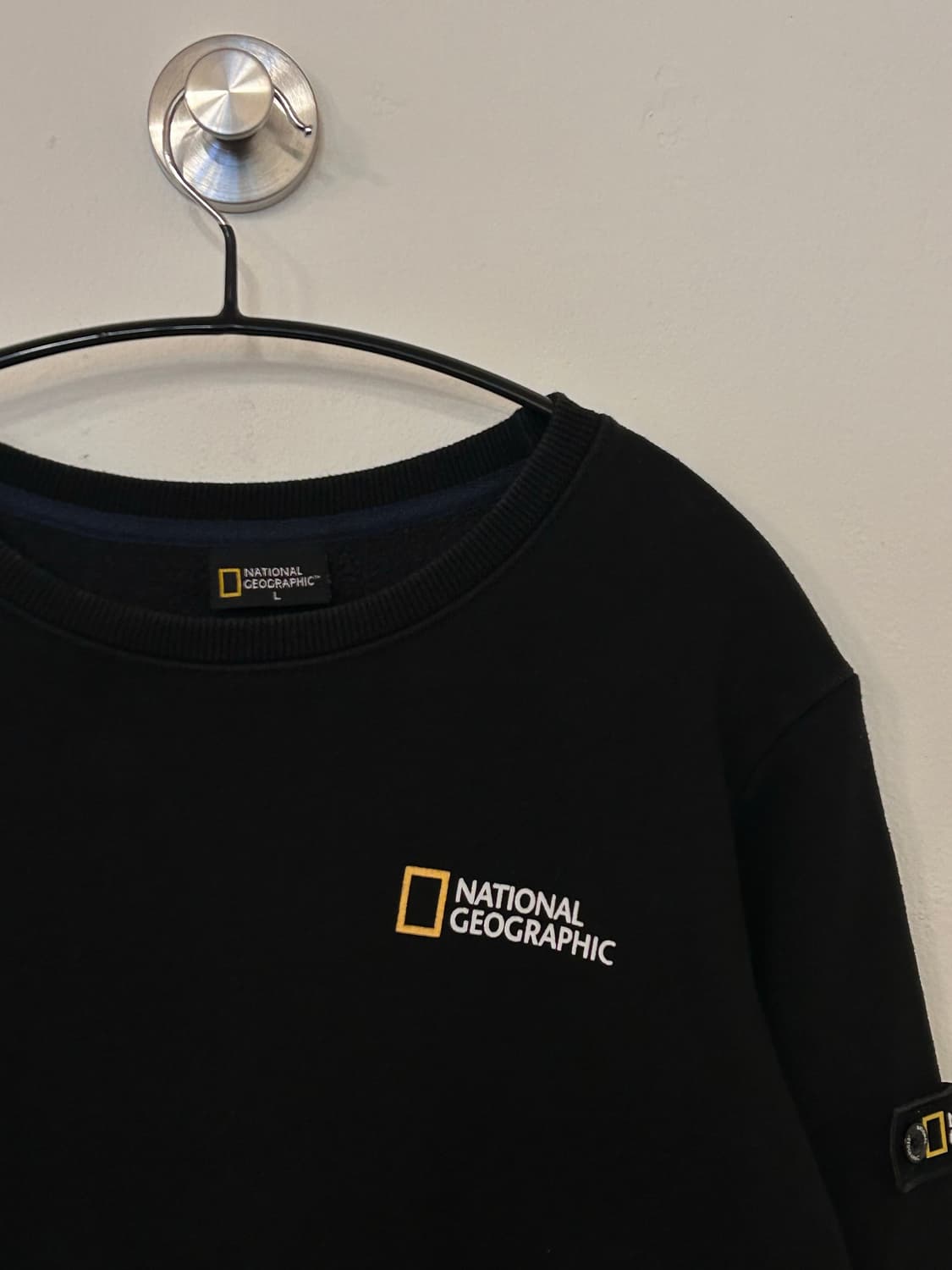 내셔널지오그래픽 블랙 맨투맨 L 상품이미지3