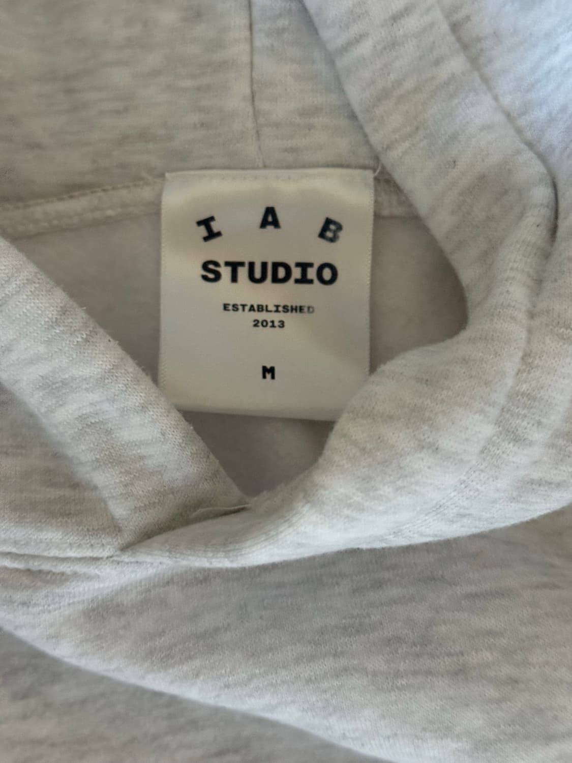 아이앱 스튜디오 후드 라이트 그레이 M 상품이미지3