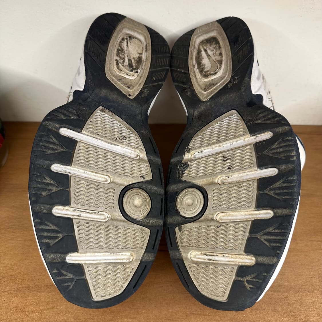 마틴 로즈 x 나이키 에어 모나크 상품이미지9