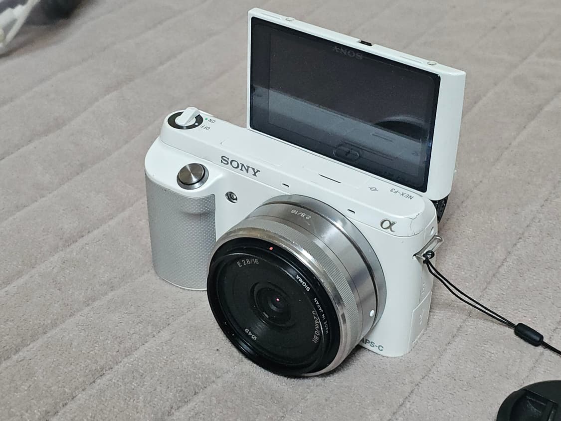 소니 NEX-F3 미러리스 카메라 상품이미지3