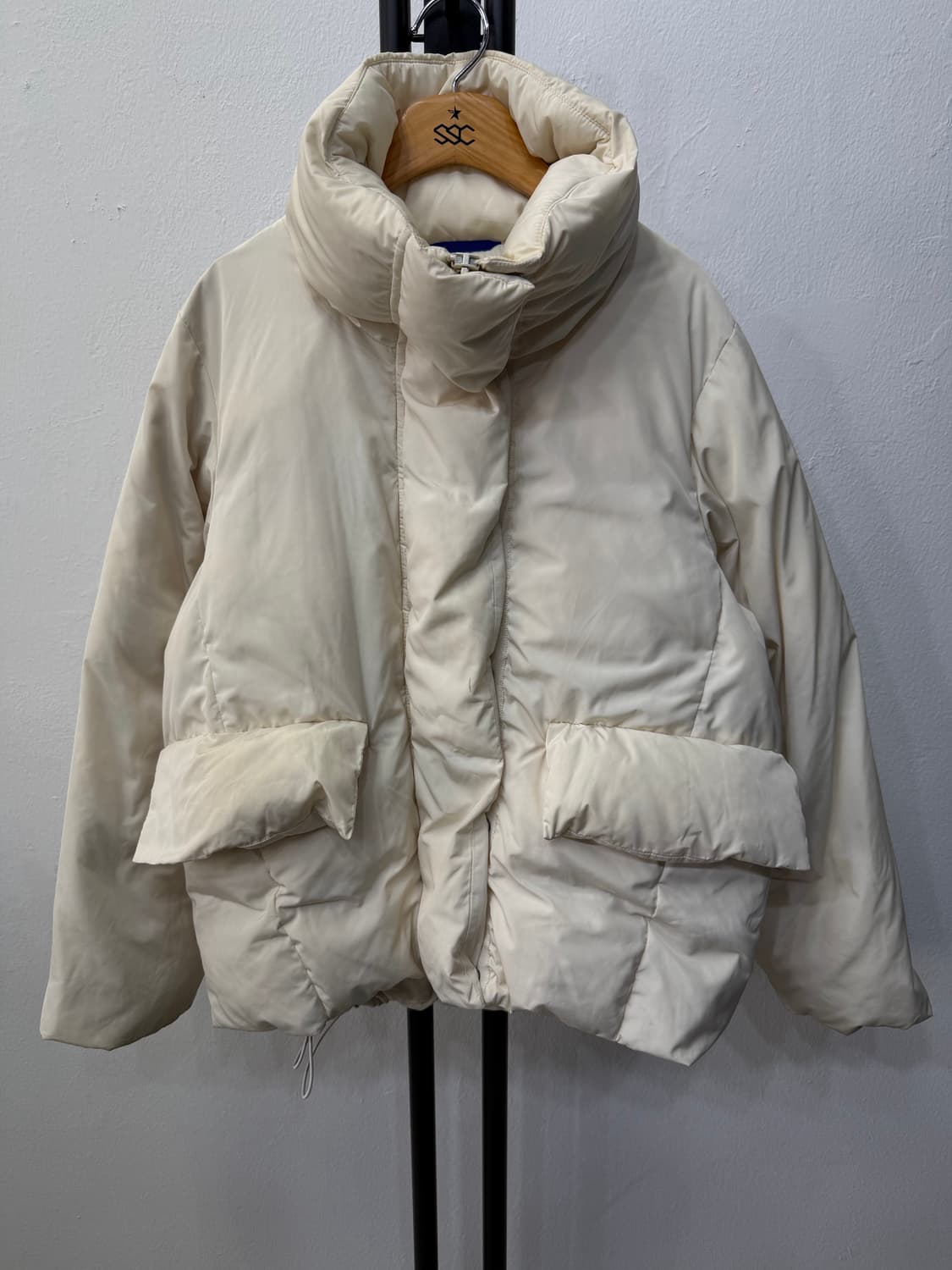 정품) 구호플러스 23ss 여성 숏패딩 F 상품이미지1