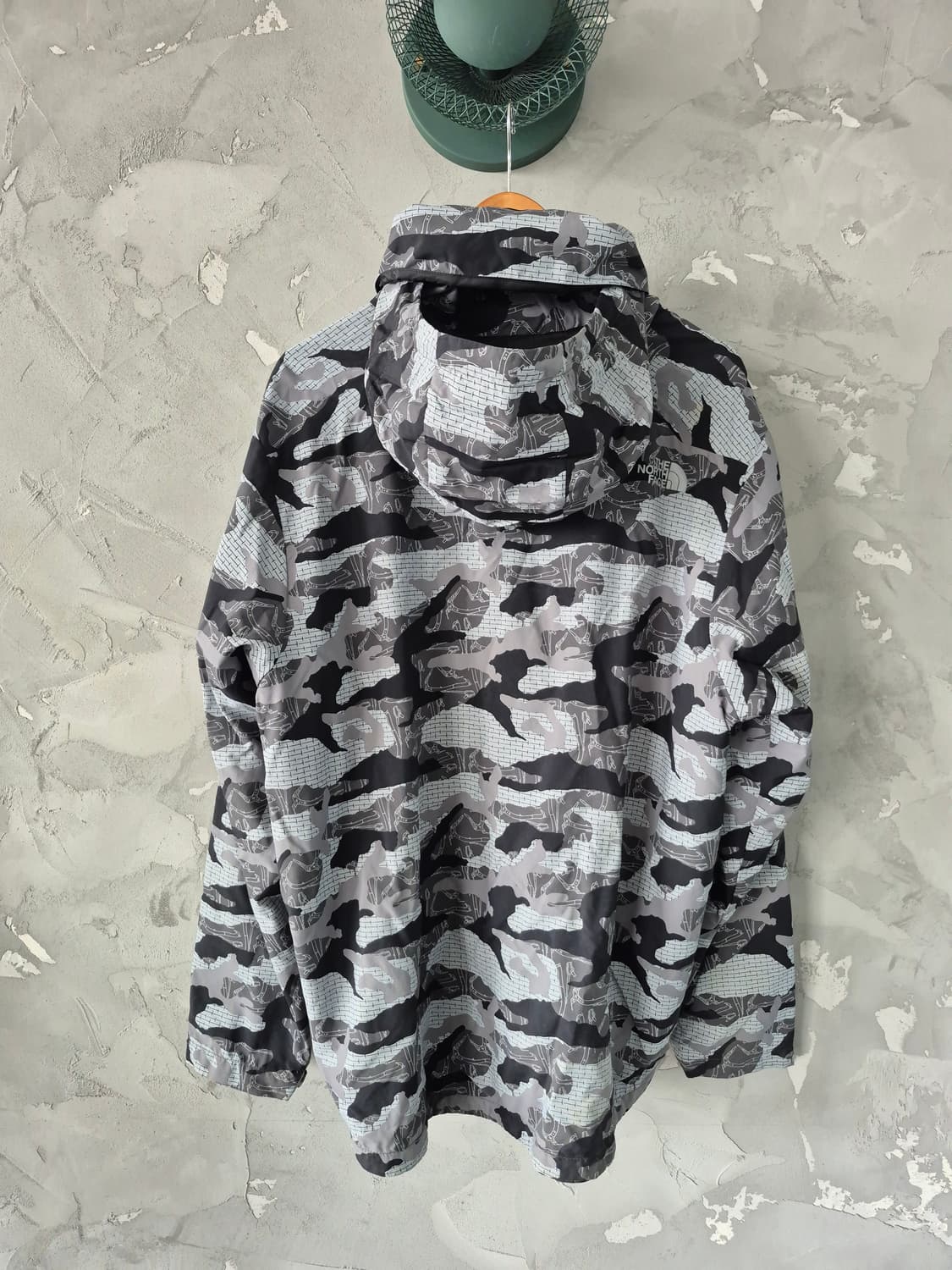 노스페이스 카모 바람막이 XL 상품이미지3