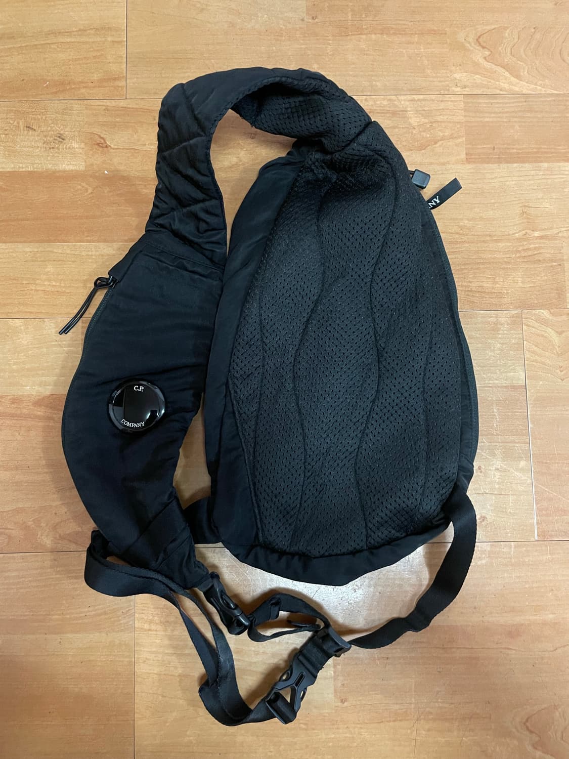 C.P. Company Cross Bag cp컴퍼니 크로스백 상품이미지5