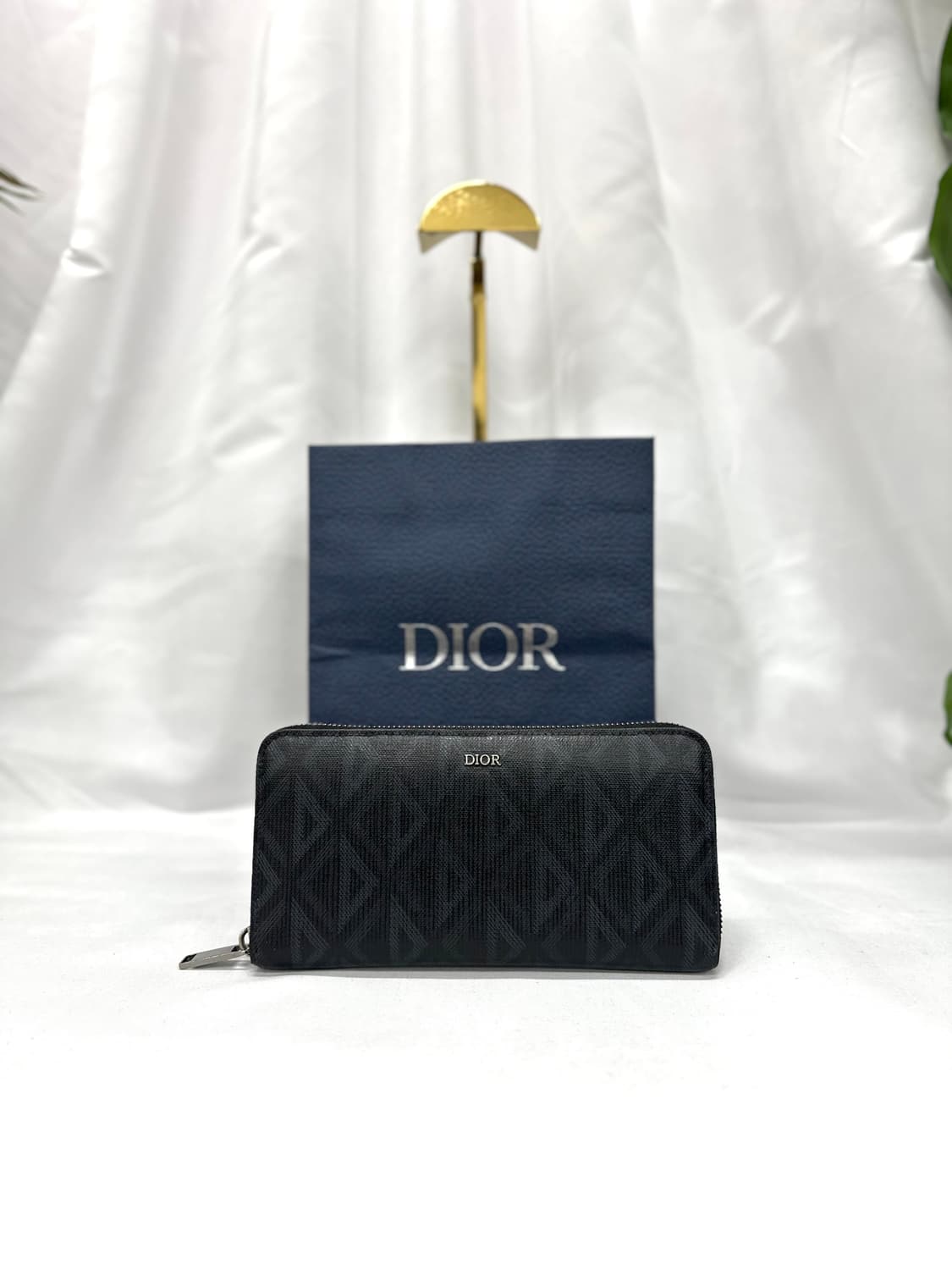 디올 CD 지퍼돌이 지갑 상품이미지1