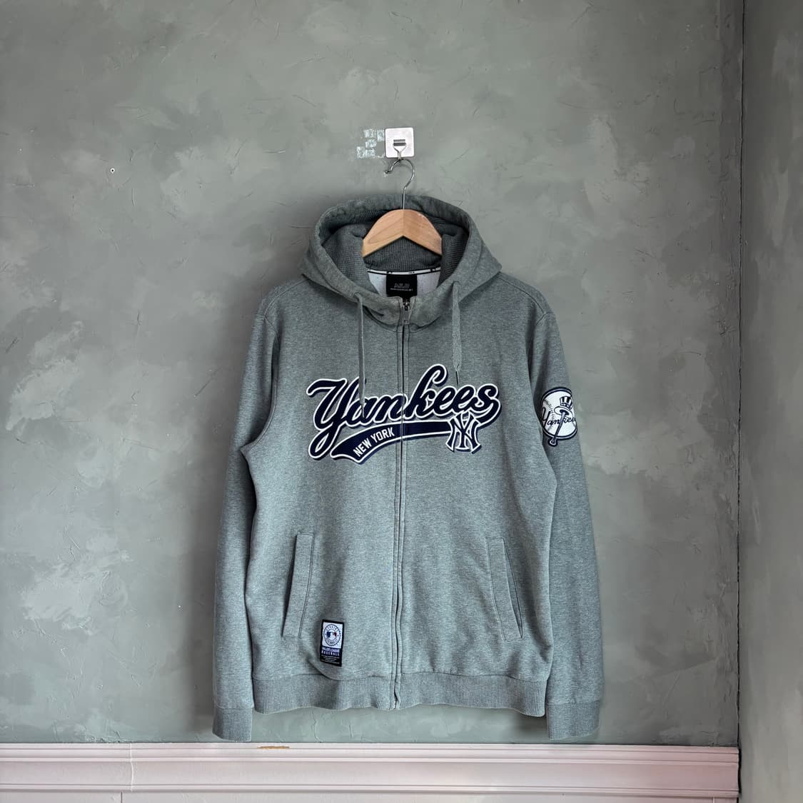 MLB 뉴욕 양키스 후드집업 그레이 상품이미지1