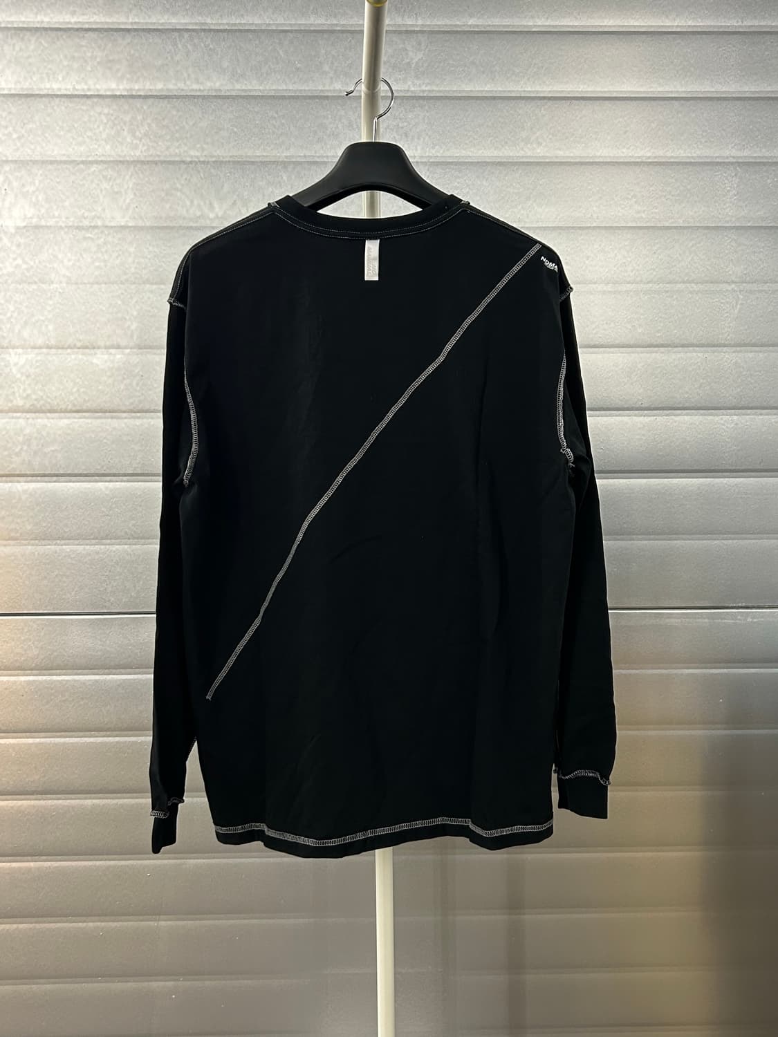 노메뉴얼 맨투맨 상품이미지3