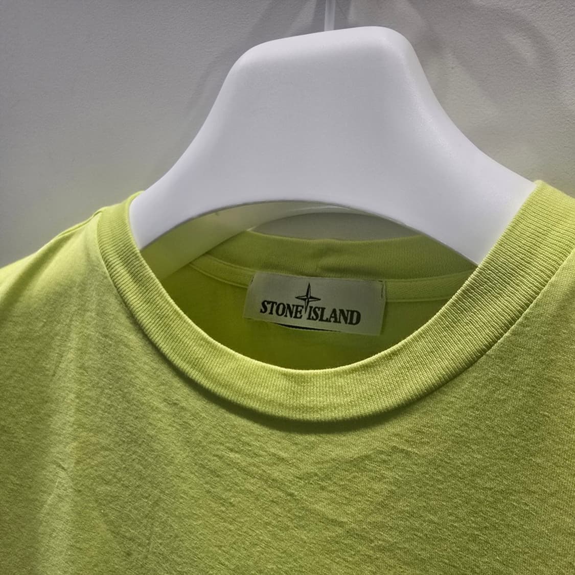 [중고/정품] 스톤 아일랜드 로고 패치 반팔 M 상품이미지4