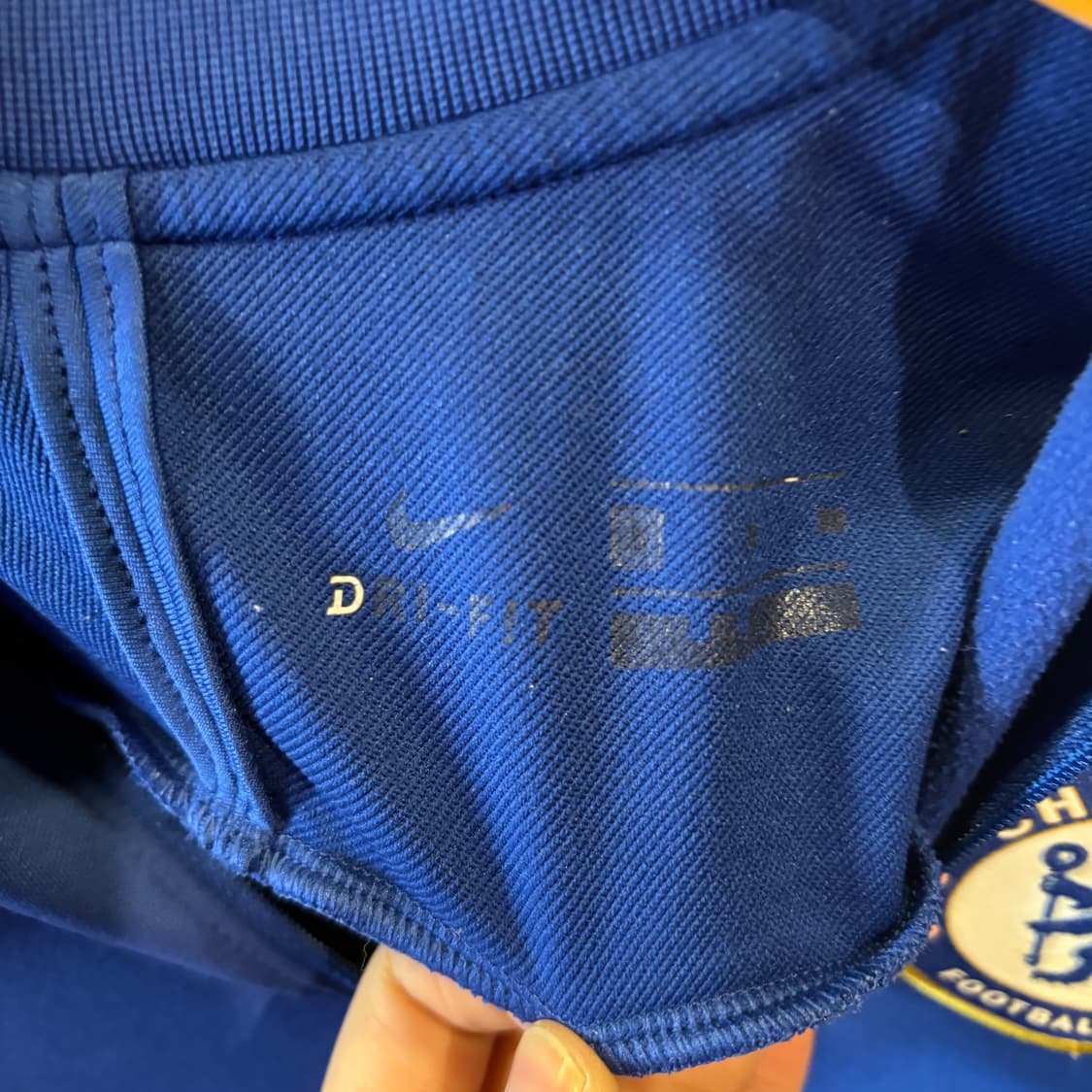 나이키 첼시 18-19 카라바오 트레이닝 탑 상품이미지3