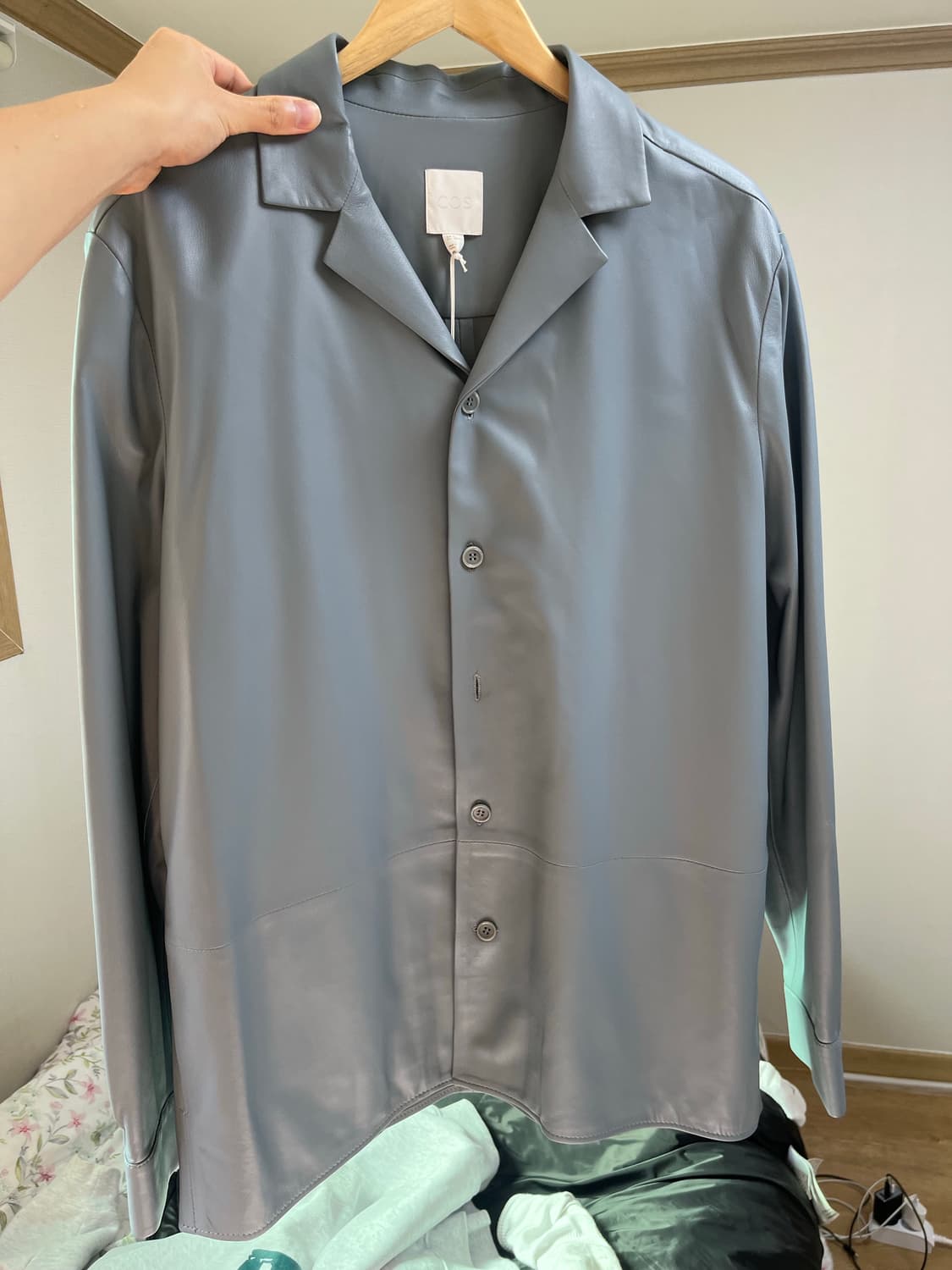 코스 cos 레더 카라셔츠자켓 상품이미지1