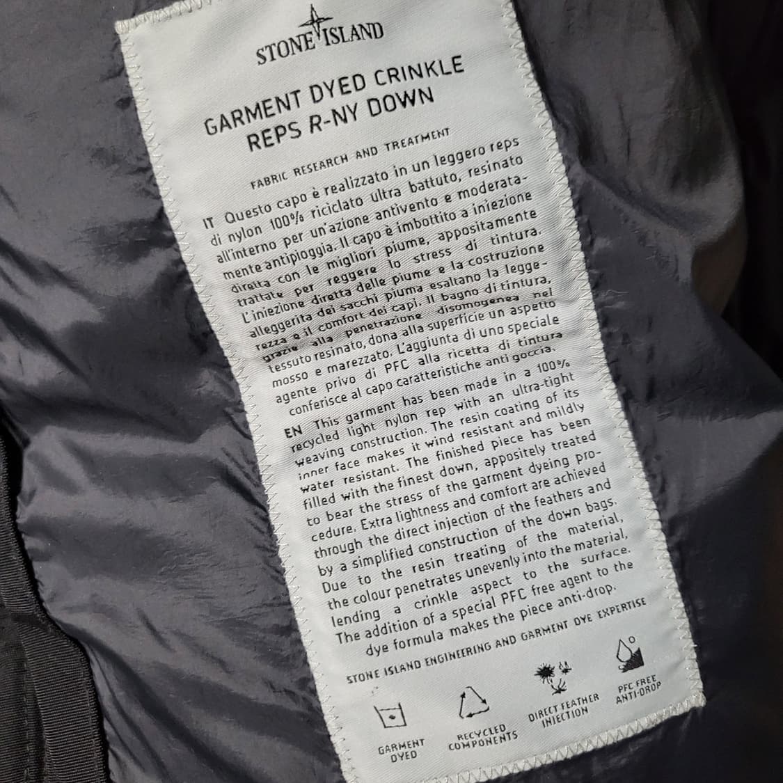 [새상품급/L size]24FW 스톤아일랜드 크링클랩스 다운 패딩 상품이미지5