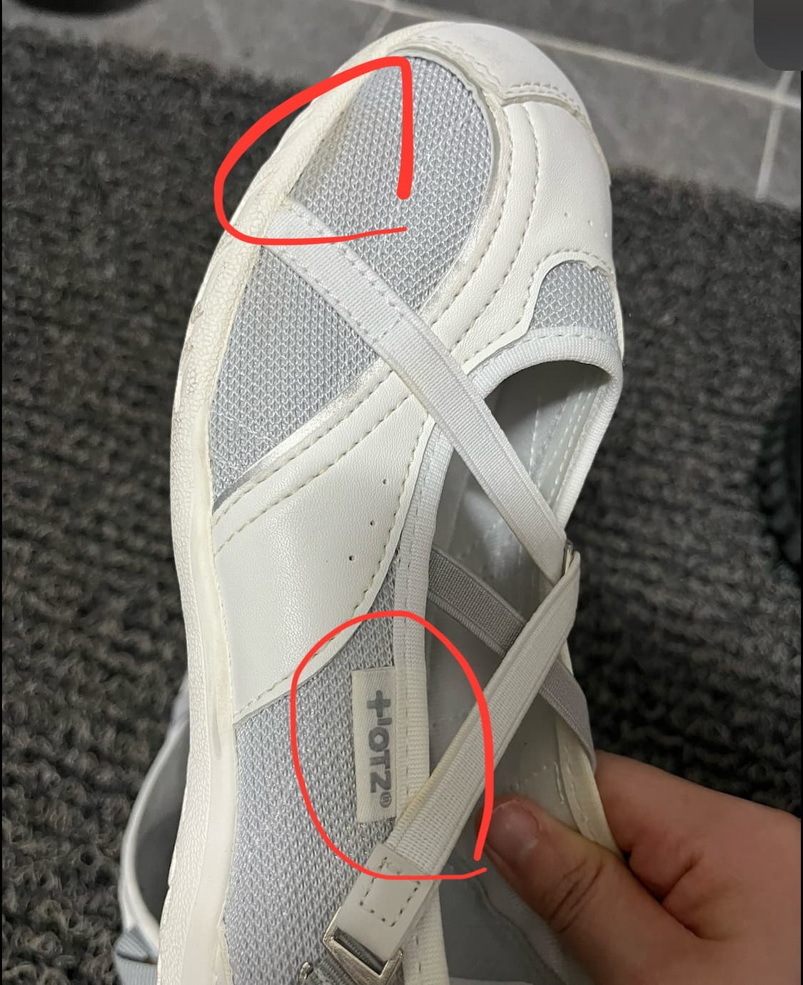 오찌 OTZ 로마리 밴딩 플랫 스니커즈 화이트 230 상품이미지8