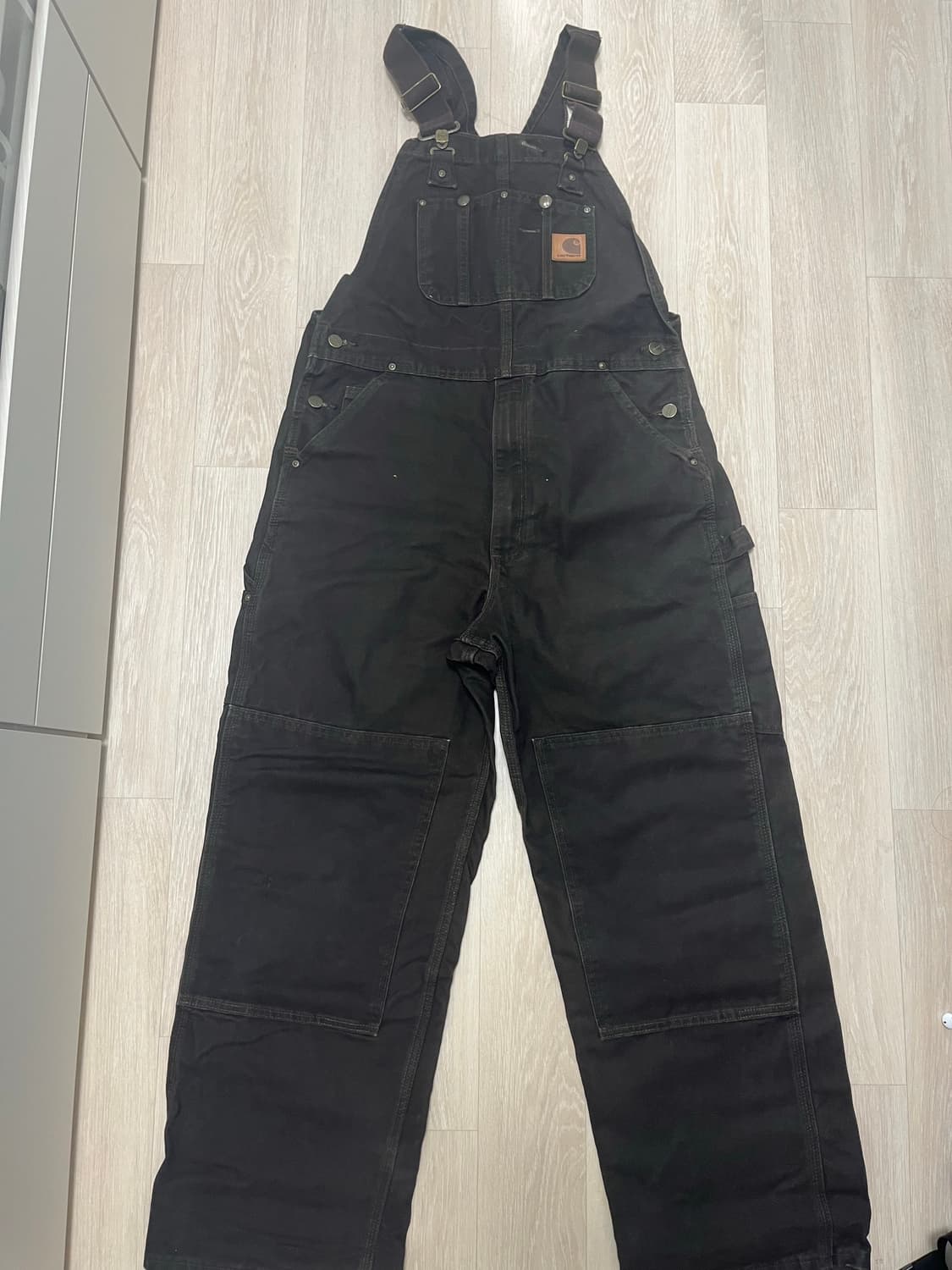 칼하트 오버롤 (멜빵) 다크브라운 상품이미지1