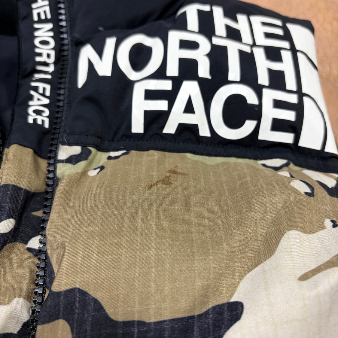 노스페이스 키즈 카모 구스다운 패딩 조끼 140 상품이미지6