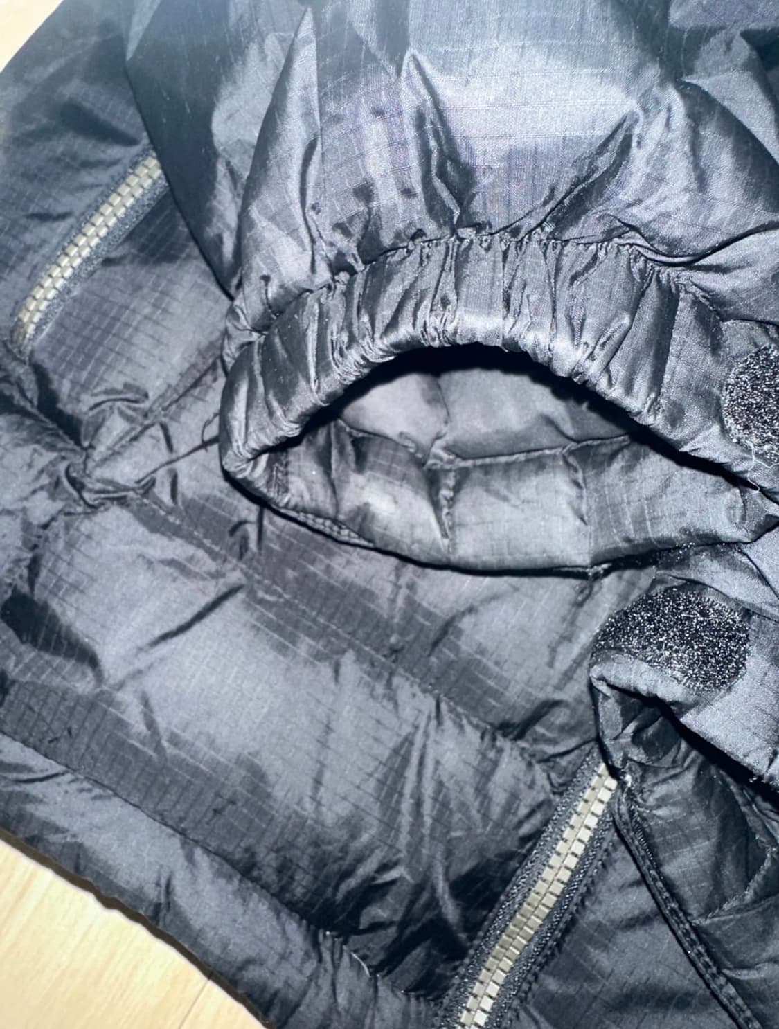 살로몬 고프코어 700필 패딩 상품이미지3