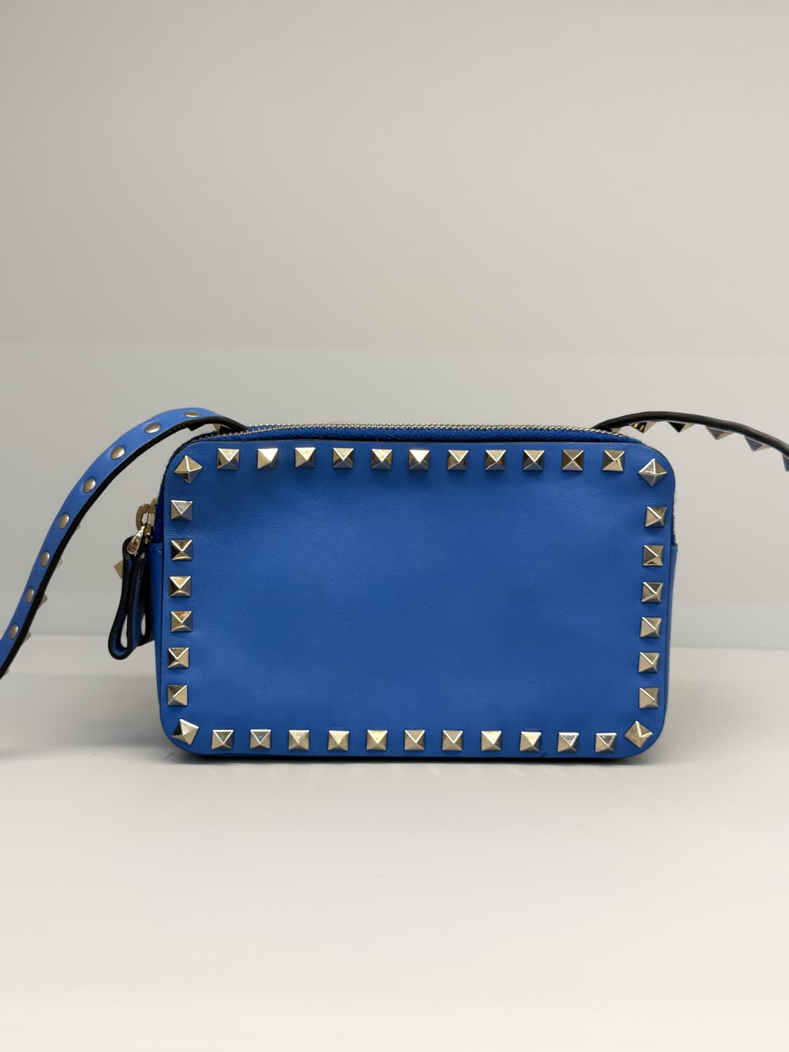 발렌티노 카프스킨 락스터드 더블 지프 크로스백 상품이미지6