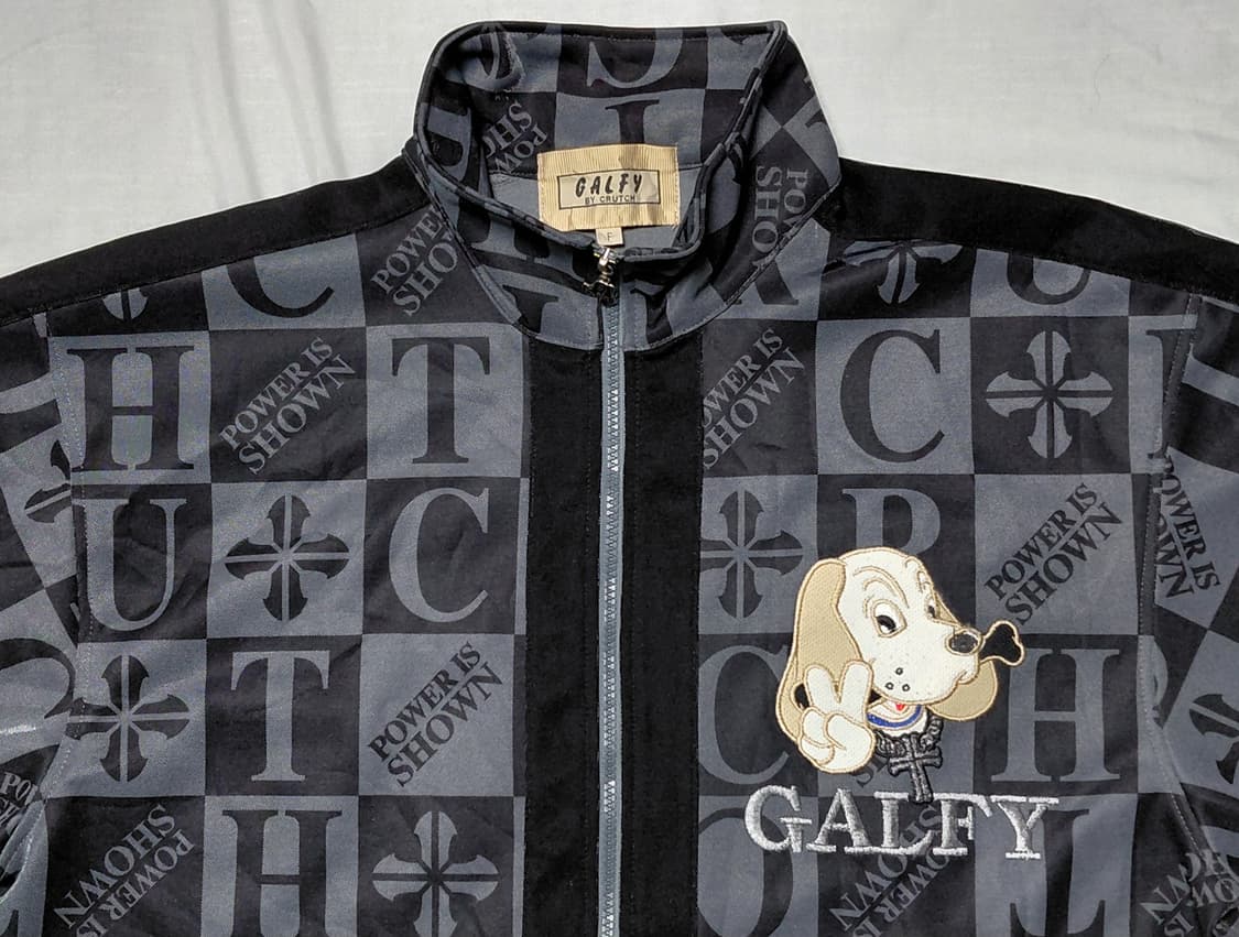 [Free] GALFY 갈피 올오버 패턴 빅 강아지 자수 져지 트랙탑 상품이미지2