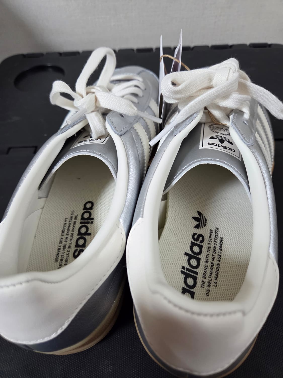 [새상품]아디다스 가젤 인도어 메탈릭 실버 상품이미지2