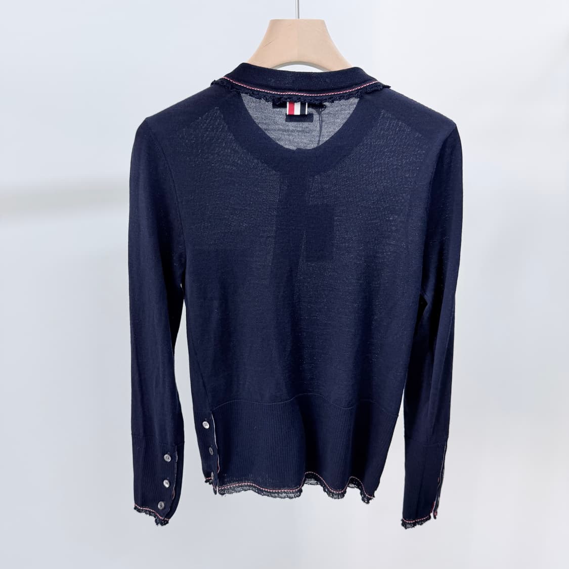 [미사용/38] 톰브라운 트리밍 여성 크루넥 가디건 네이비 상품이미지4