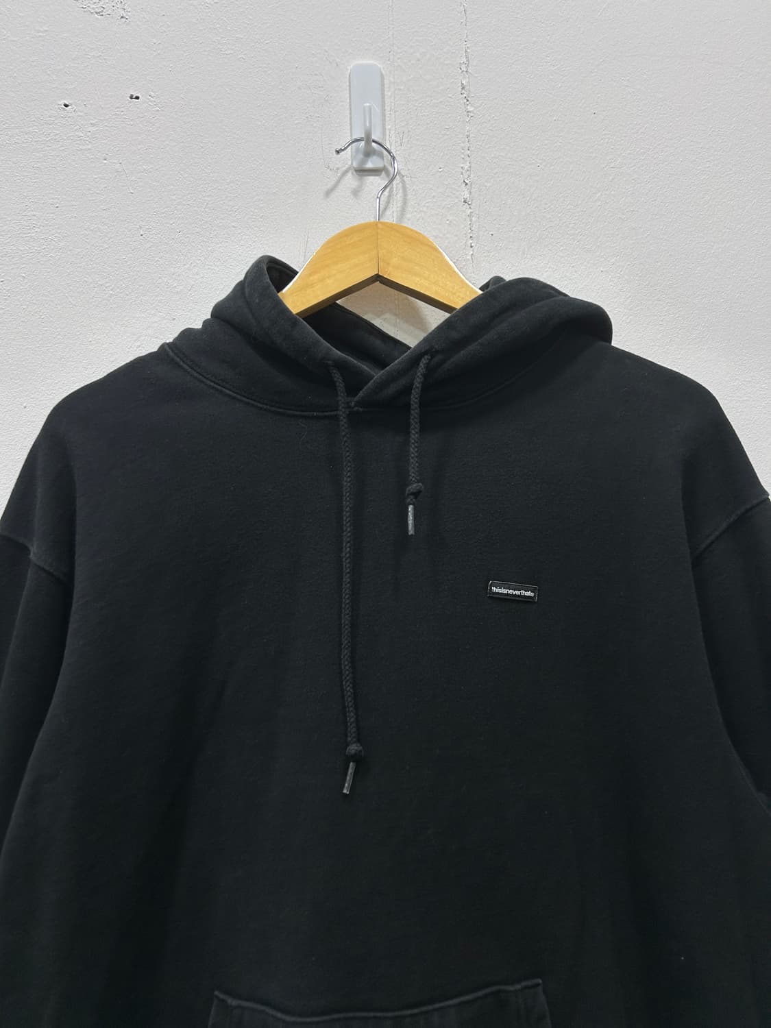 [L] 디스이즈네버댓 블랙 로고 후드티 남성 L사이즈 상품이미지3