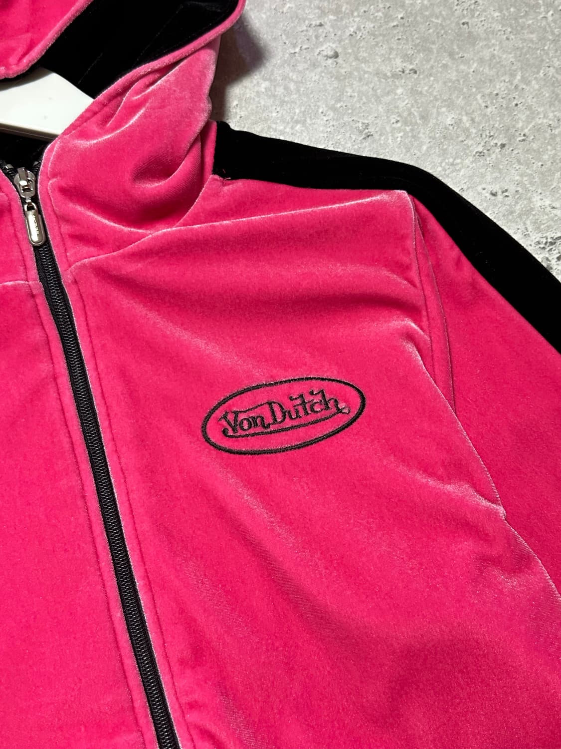 본더치 백로고 벨벳 핑크 후드집업 상품이미지4