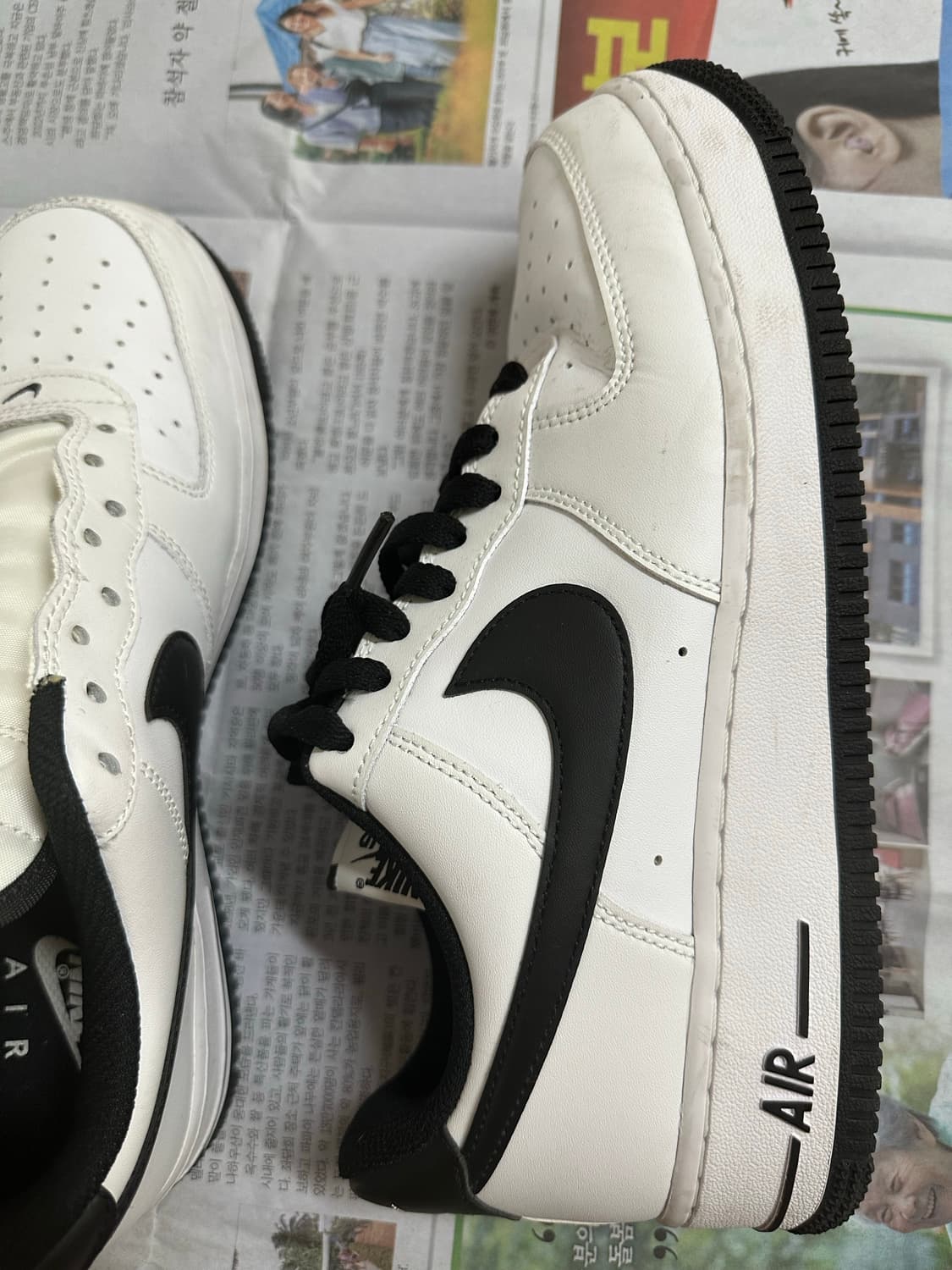 나이키 에어포스 화이트블랙 270 상품이미지2