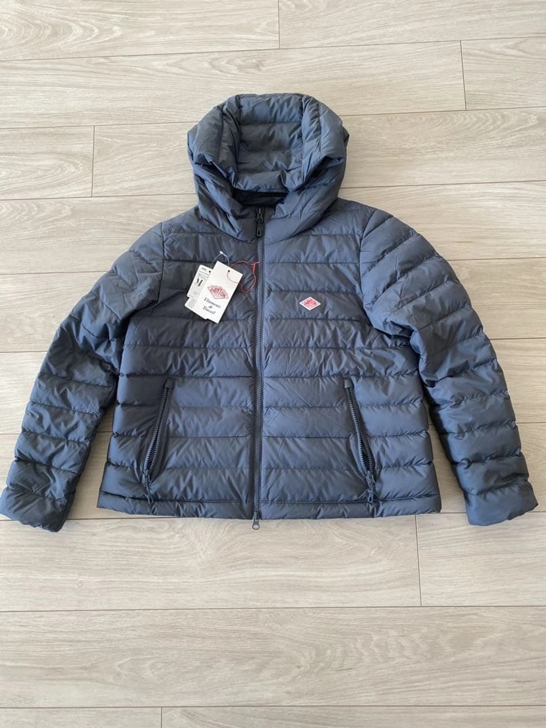 단톤 후디드 다운 재킷 상품이미지1