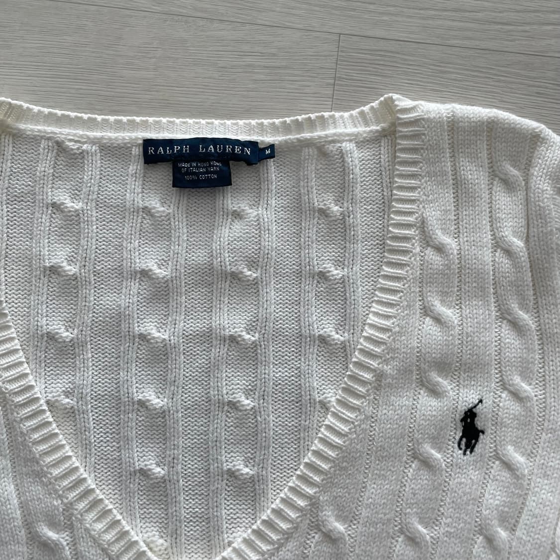 폴로 브이넥 케이블 니트 여성m 상품이미지3