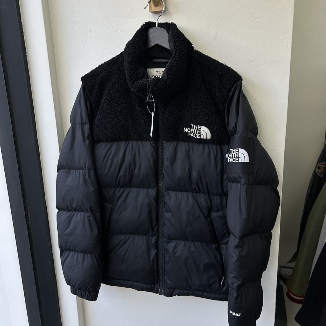 15395 - 노스페이스 T-BALL 눕시 플리스 패딩 상품이미지2